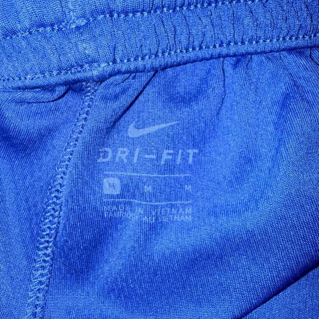 Nike nike blue dri fit shorts kids size m Size US 44 / EU 60 - 3 Thumbnail