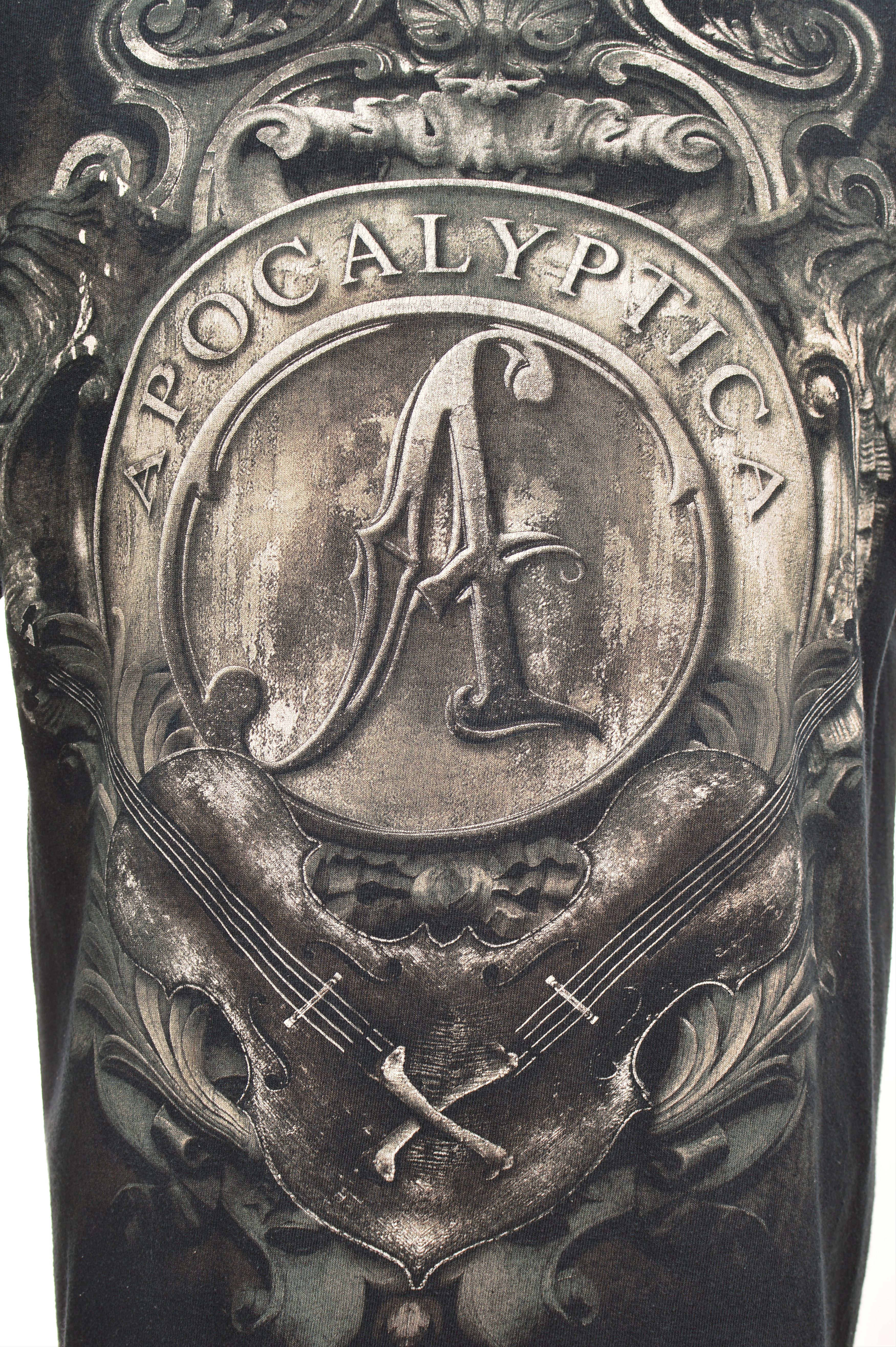Vintage Gildan Apocalyptica 7th Symphony Europe Tour Vintage T-Shirt Size US M / EU 48-50 / 2 - 3 Thumbnail