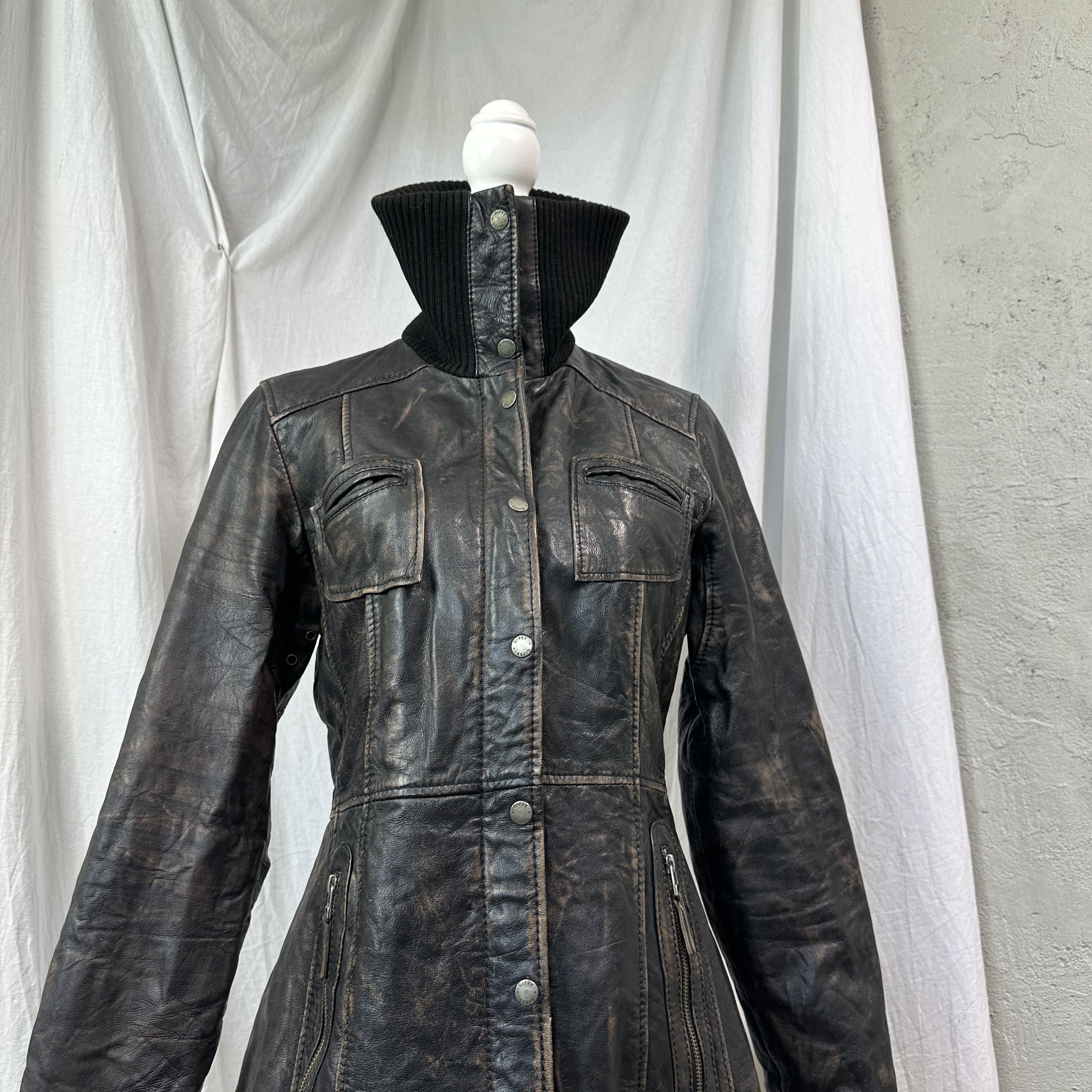 Vintage Vintage Leather Maxi Washed Matrix Coat/Jacket 00s Size US M / EU 48-50 / 2 - 4 Thumbnail