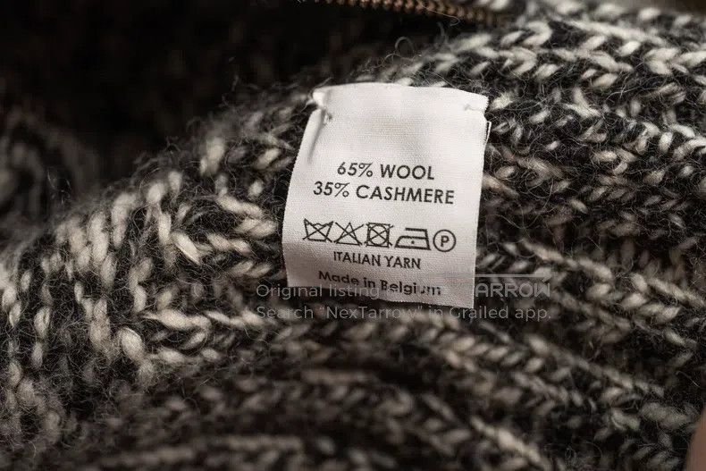 Dries Van Noten Dries Van Noten Cashmere slanted zipper sheep leg sleeve k Size M / US 6-8 / IT 42-44 - 5 Thumbnail