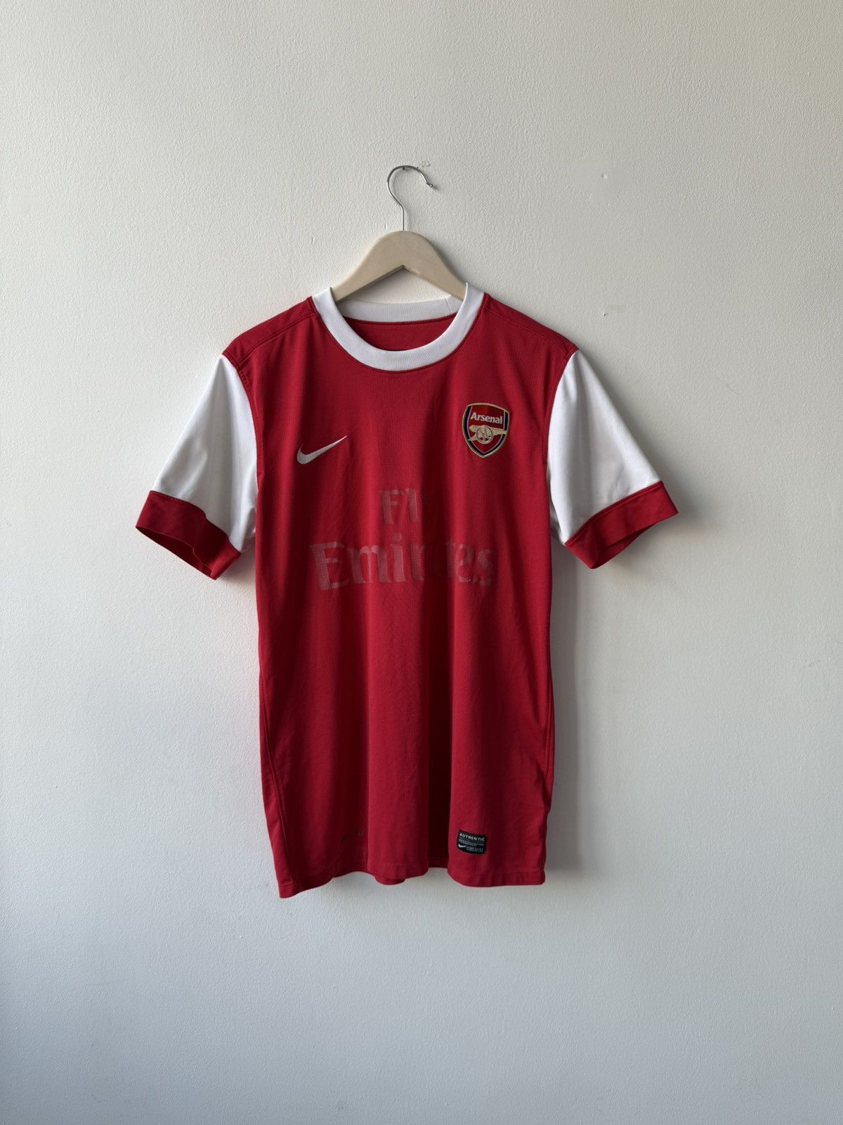 Nike × Vintage Nike Arsenal 2010/2011 Home Football Jersey Size US M / EU 48-50 / 2 - 1 Thumbnail