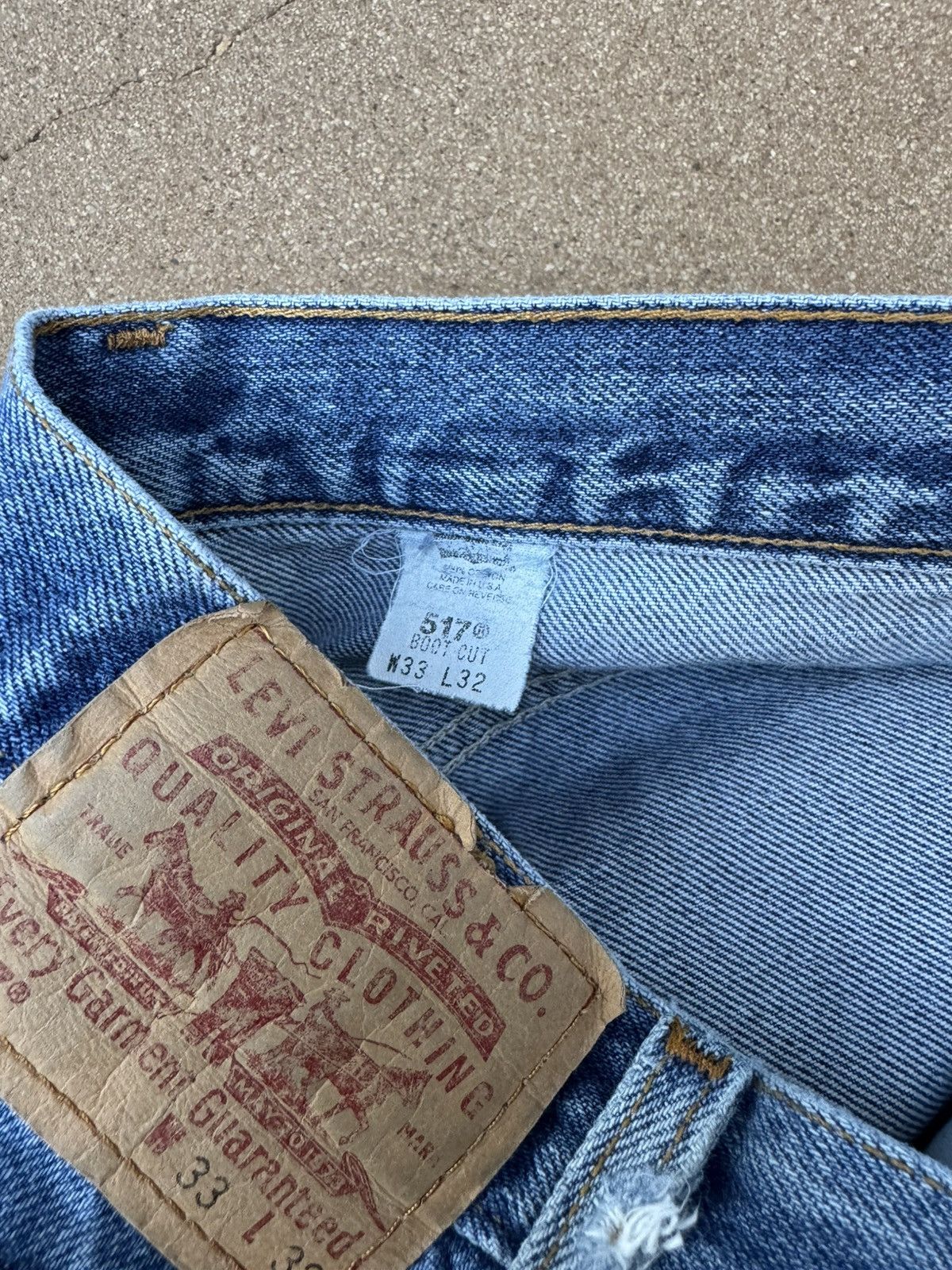 Levi's Vtg 90’s Levi’s 517 Red Tab Bootcut Flare Faded Jeans 32x30 Size US 32 / EU 48 - 6 Thumbnail