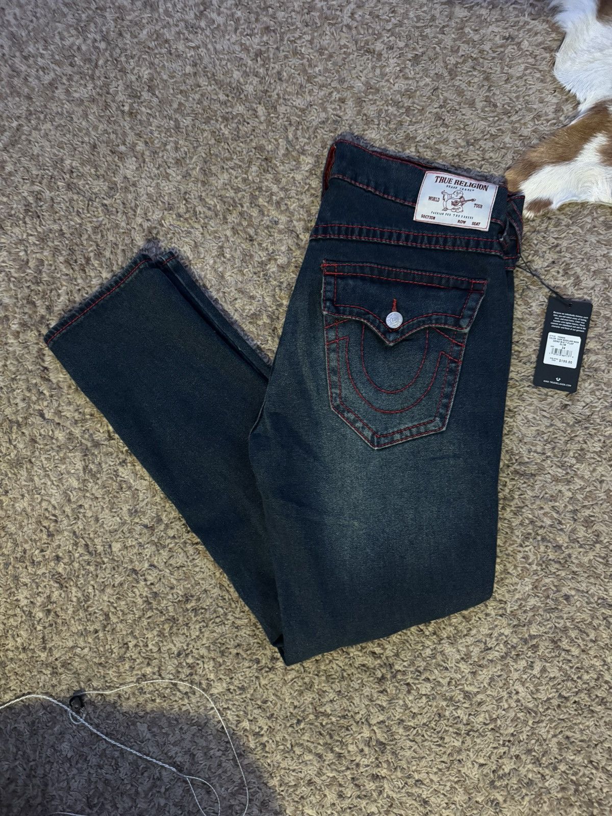 True Religion True religion jeans with red big T stitching Size US 34 / EU 50 - 1 Thumbnail