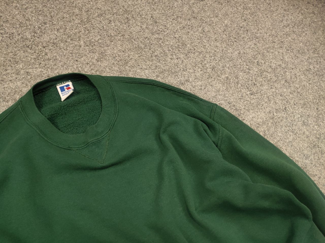 Russell Athletic Vintage Russell Athletics USA Made Blank Green Sweatshirt Size US XL / EU 56 / 4 - 7 Thumbnail