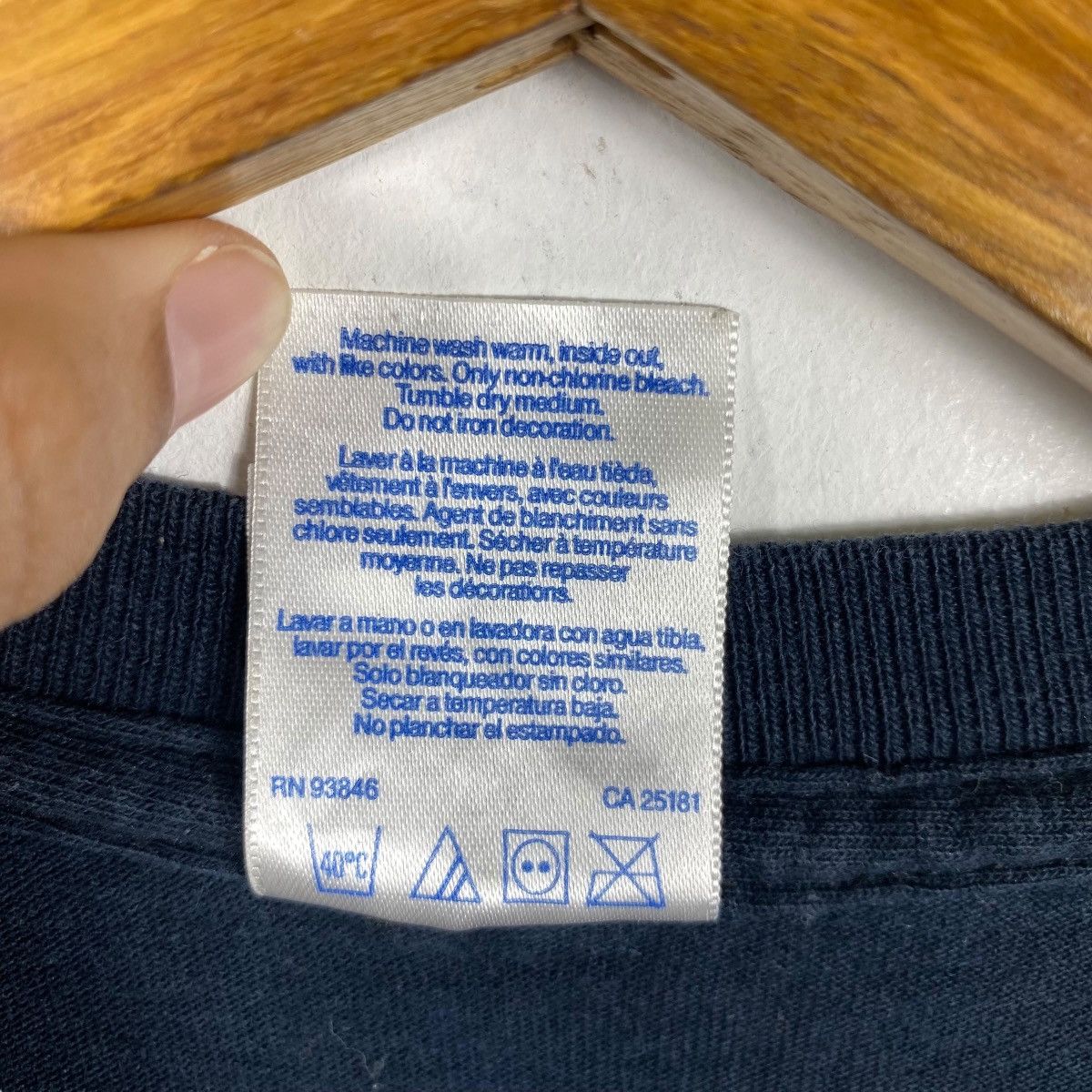 Fashion Victim Vintage ALCHEMY ENGLAND The Alchemist Fashion Victim Tee Size US XL / EU 56 / 4 - 7 Thumbnail