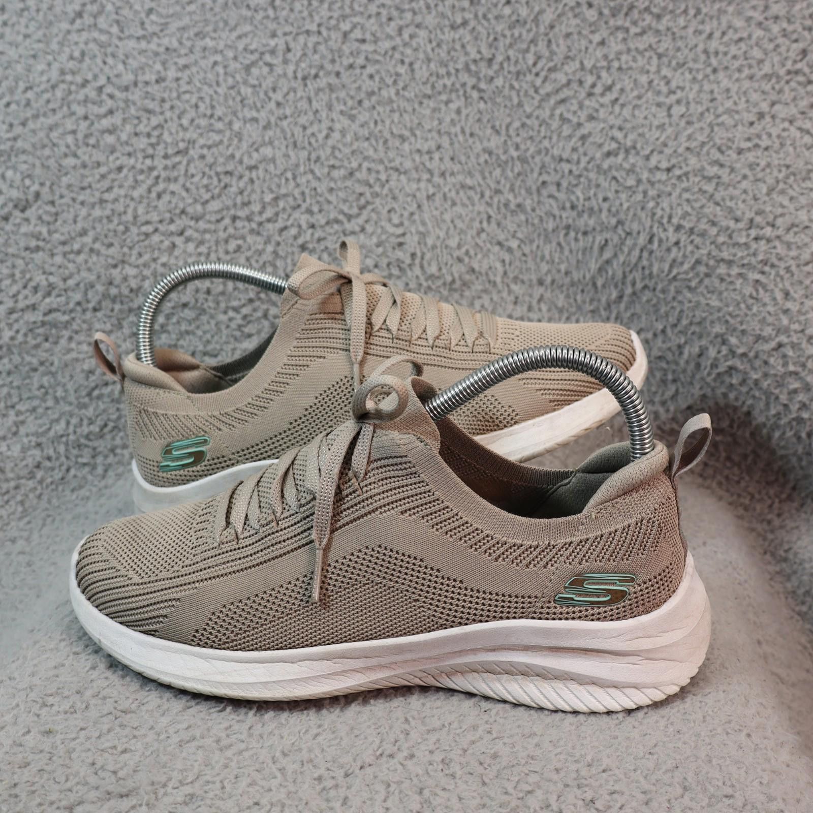 SKECHERS Skechers Womens Ultra Flex Strolling Out 13099 Running Sz 8 Size US 8 / IT 38 - 1 Thumbnail