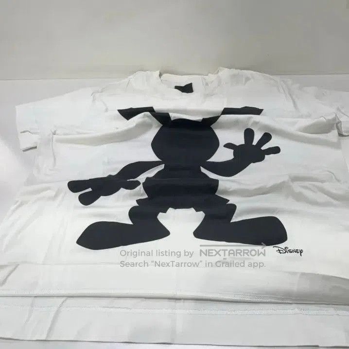 Givenchy Givenchy Disney SS22 Men's Rabbit Print T-Shirt. Size US L / EU 52-54 / 3 - 6 Thumbnail