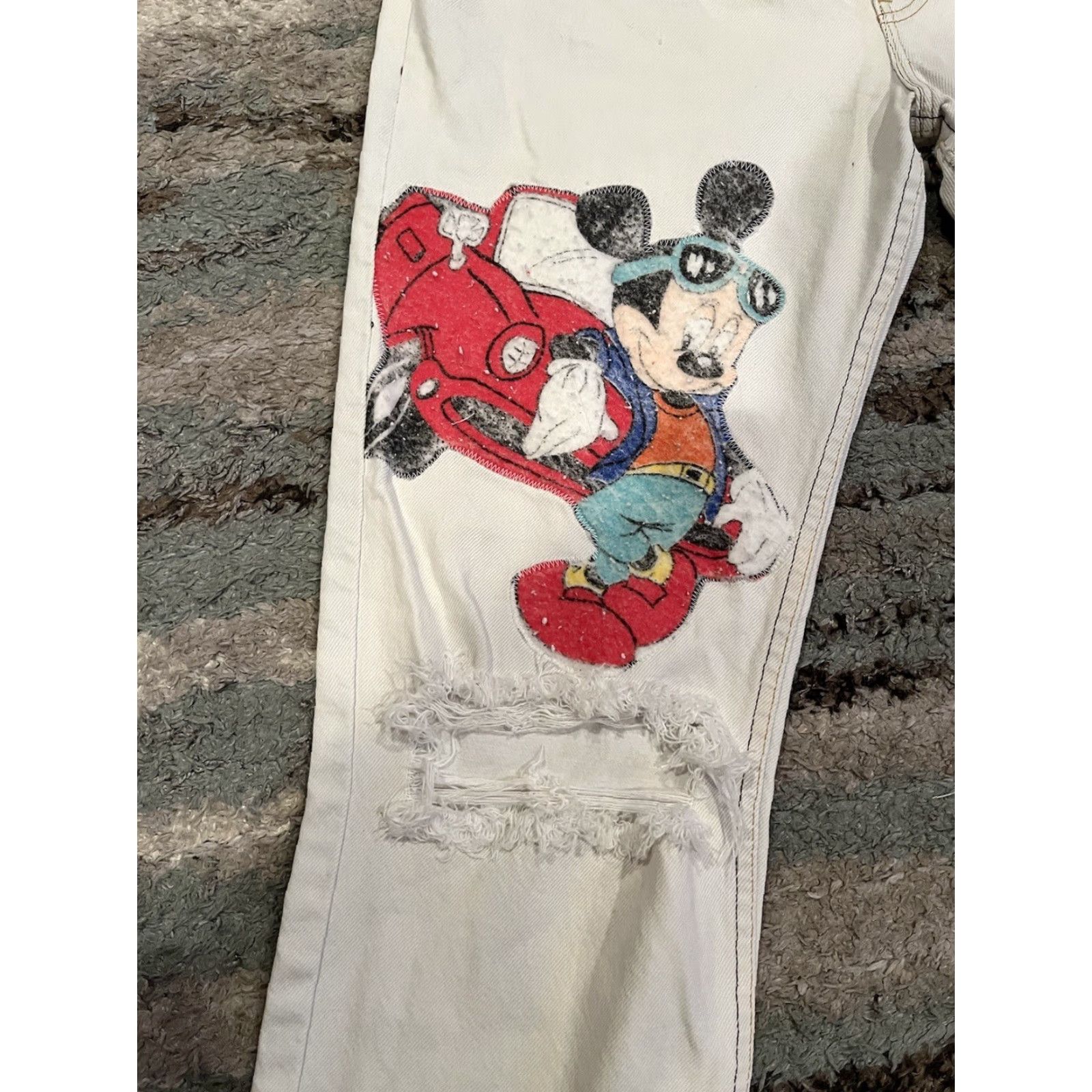 Levi's VINTAGE Levi's Disney Mickey Mouse White Distressed Jeans 8 Orange Tag So Cute VTG Jeans Size 30" / US 8 / IT 44 - 4 Thumbnail