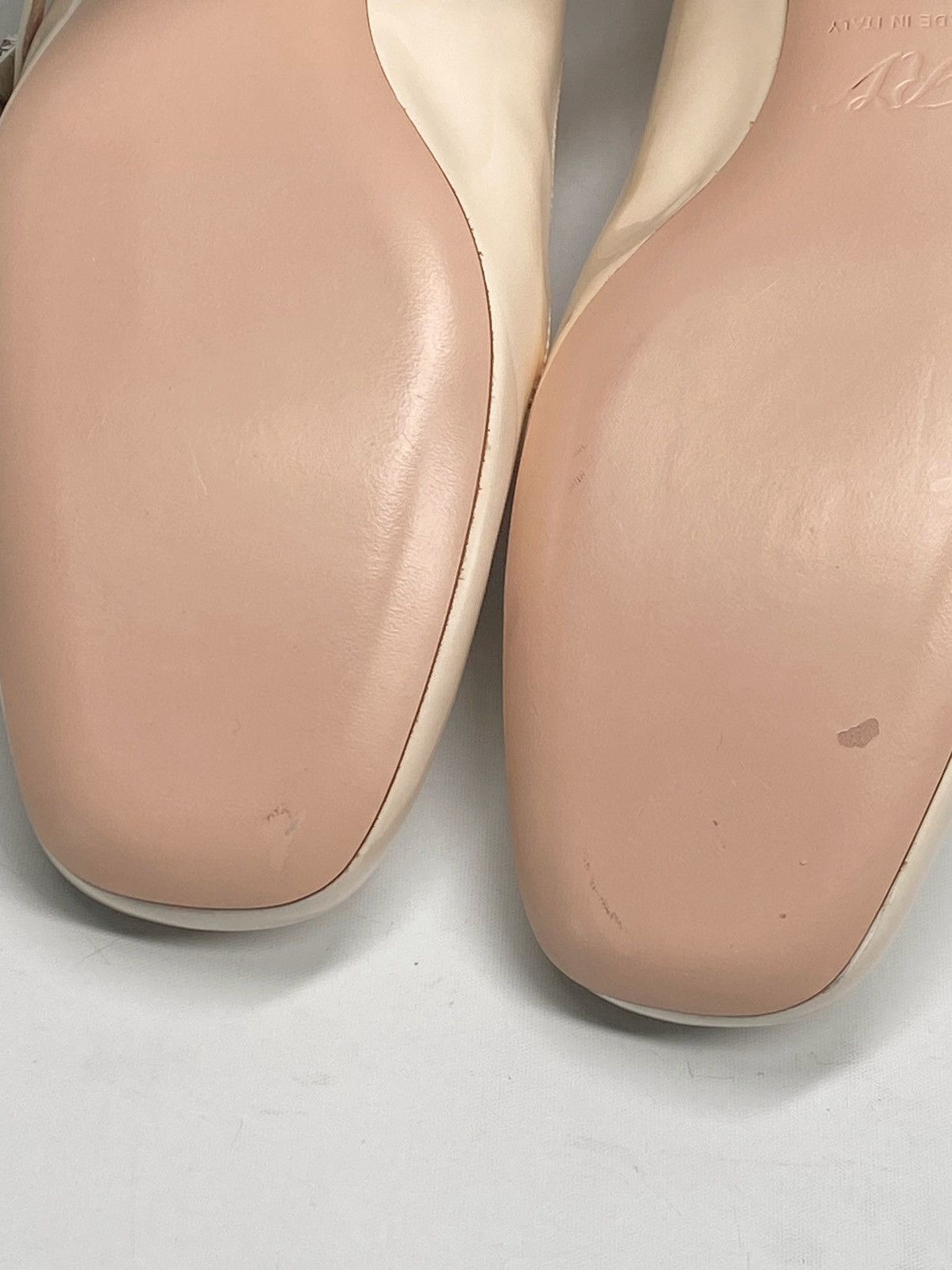 Celine Roger Vivier Très Vivier Babies patent leather flats size 37 Size US 7 / IT 37 - 15 Thumbnail
