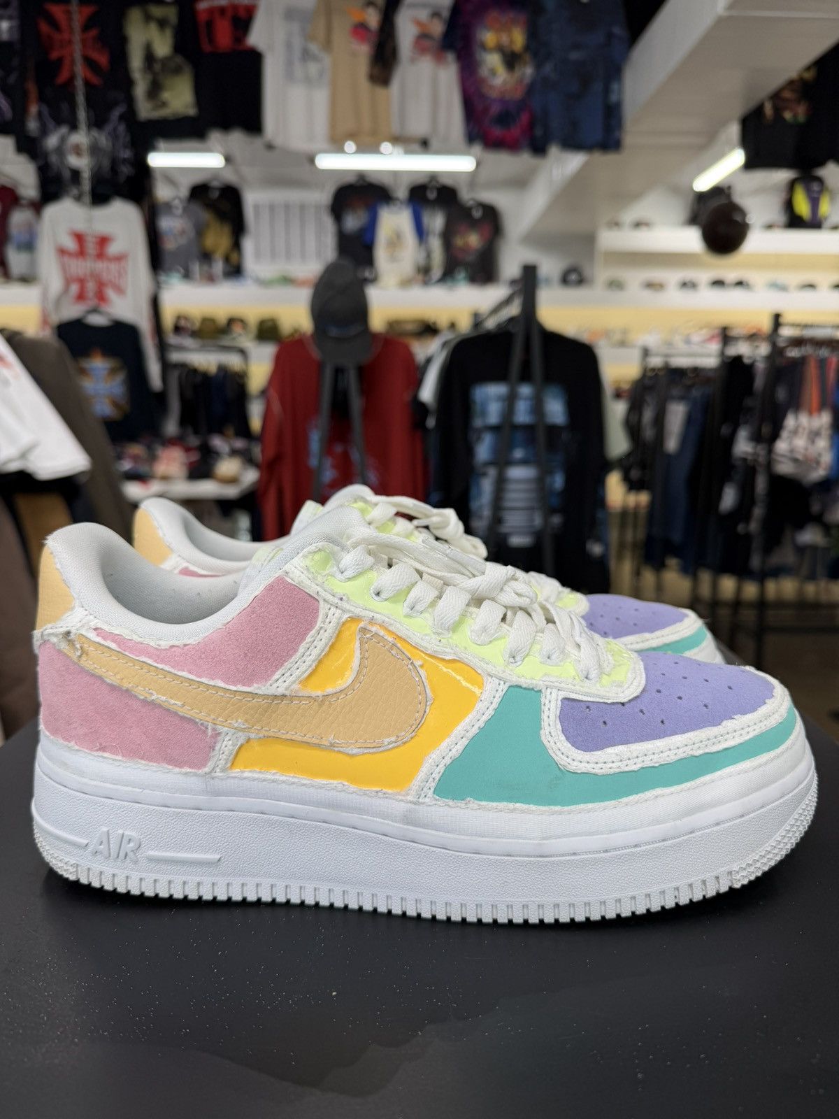 Nike Nike Air Force 1 Low Pastel Reveal Size 10.5W/9M (2021) Size US 9 / EU 42 - 6 Thumbnail