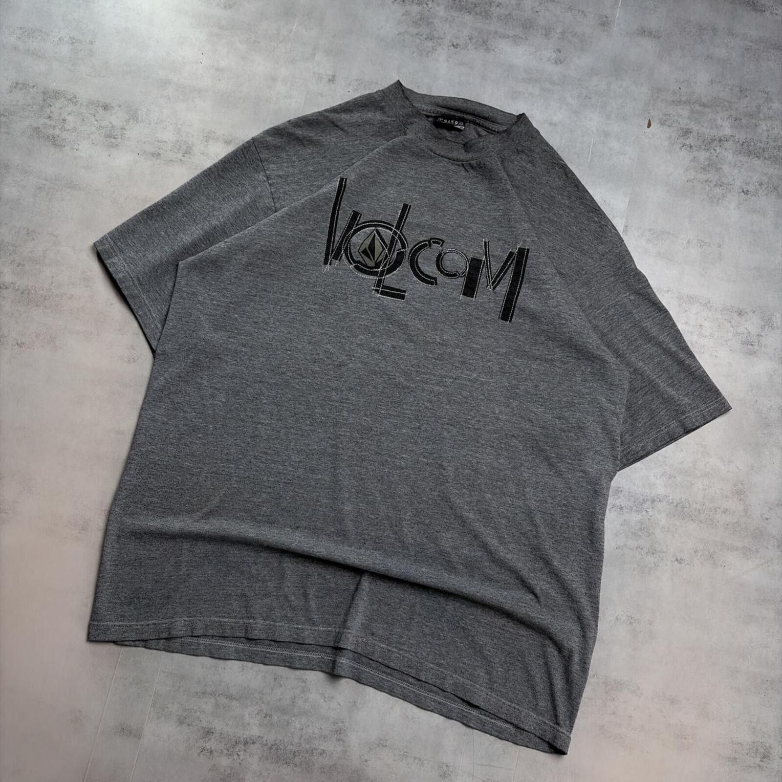 Volcom Y2K Grey Volcom Grunge Skater Gothic T-Shirt Size US XL / EU 56 / 4 - 2 Thumbnail