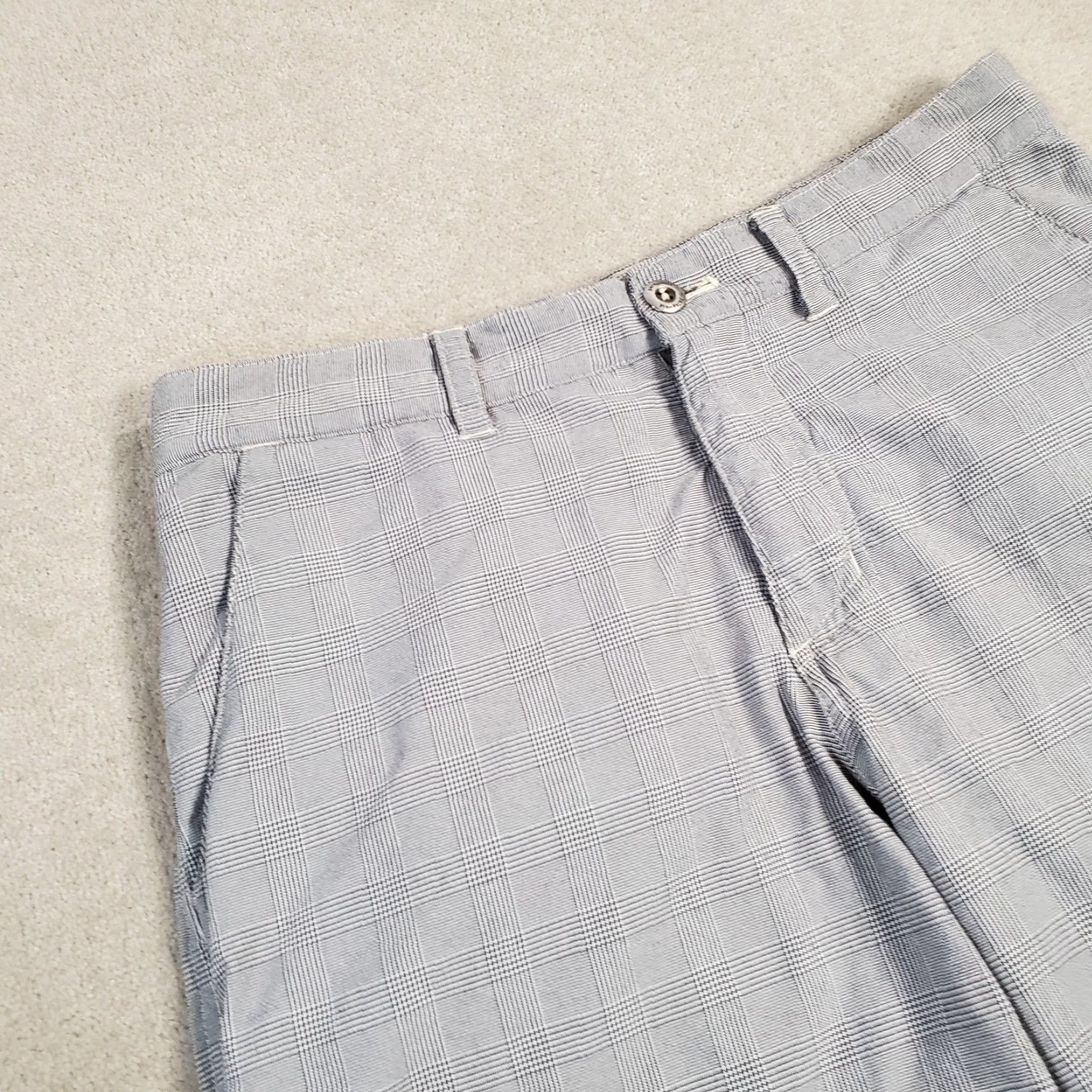Patagonia Patagonia Shorts Mens 30 Gray Lightweight Outdoor Casual 57730 Plaid Chino Pocketed Outdoor Mens Size US 30 / EU 46 - 2 Thumbnail
