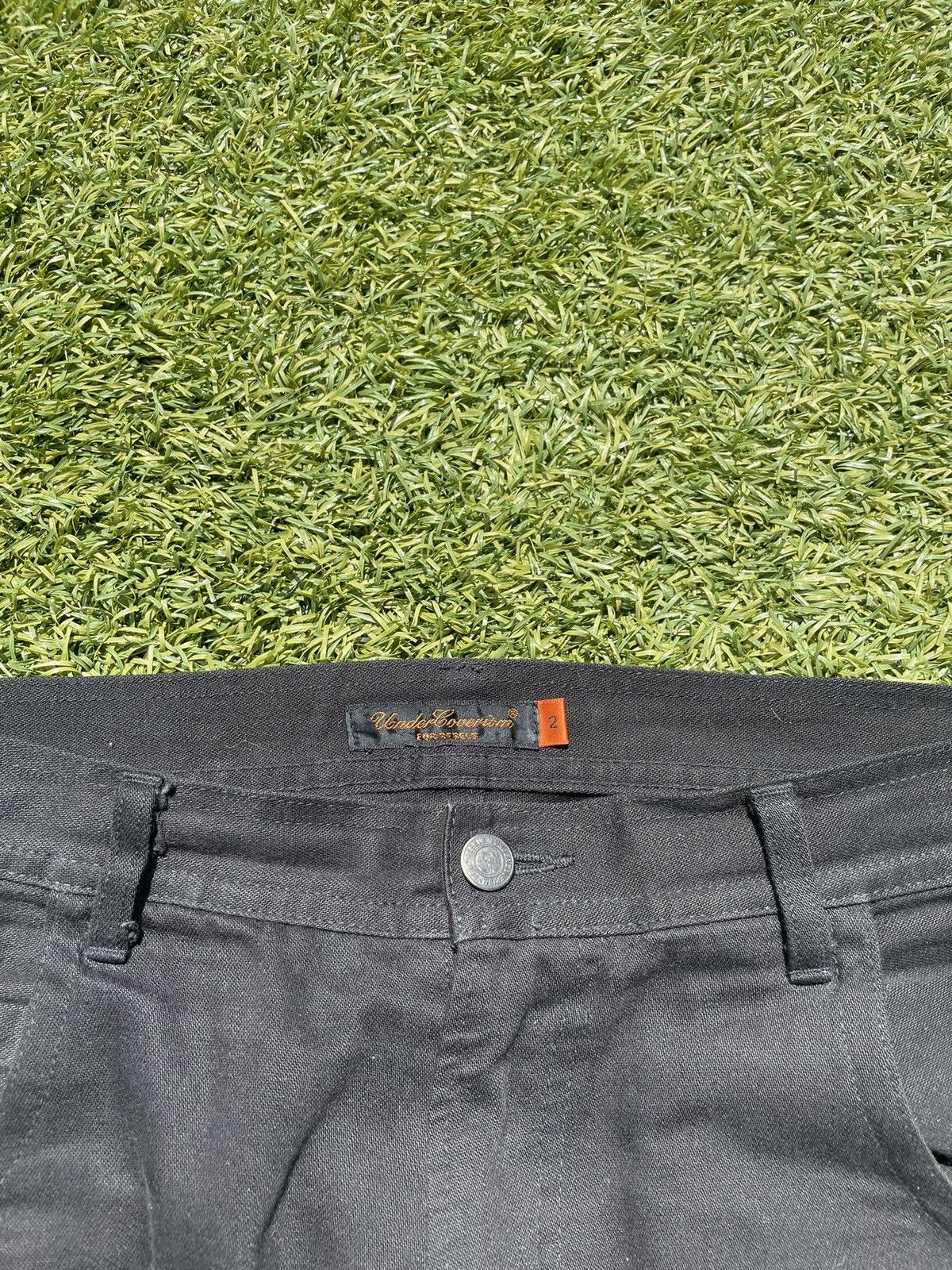 Undercover SS06 “T” - Undercover Patchwork Klaus Black Denim Size US 31 - 2 Thumbnail
