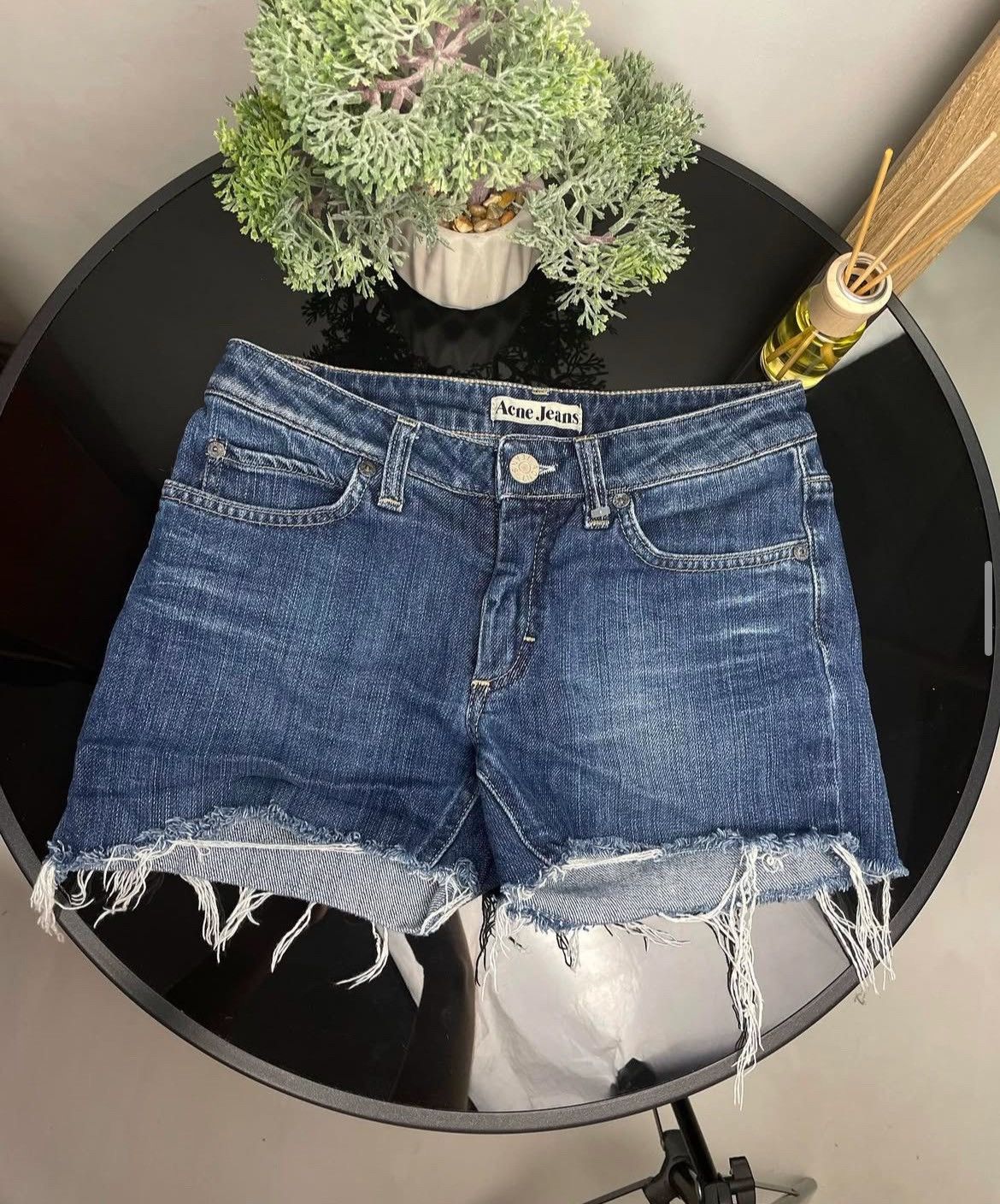 Acne Studios Shorts acne studio jeans vintage Size 27" / US 4 / IT 40 - 5 Thumbnail