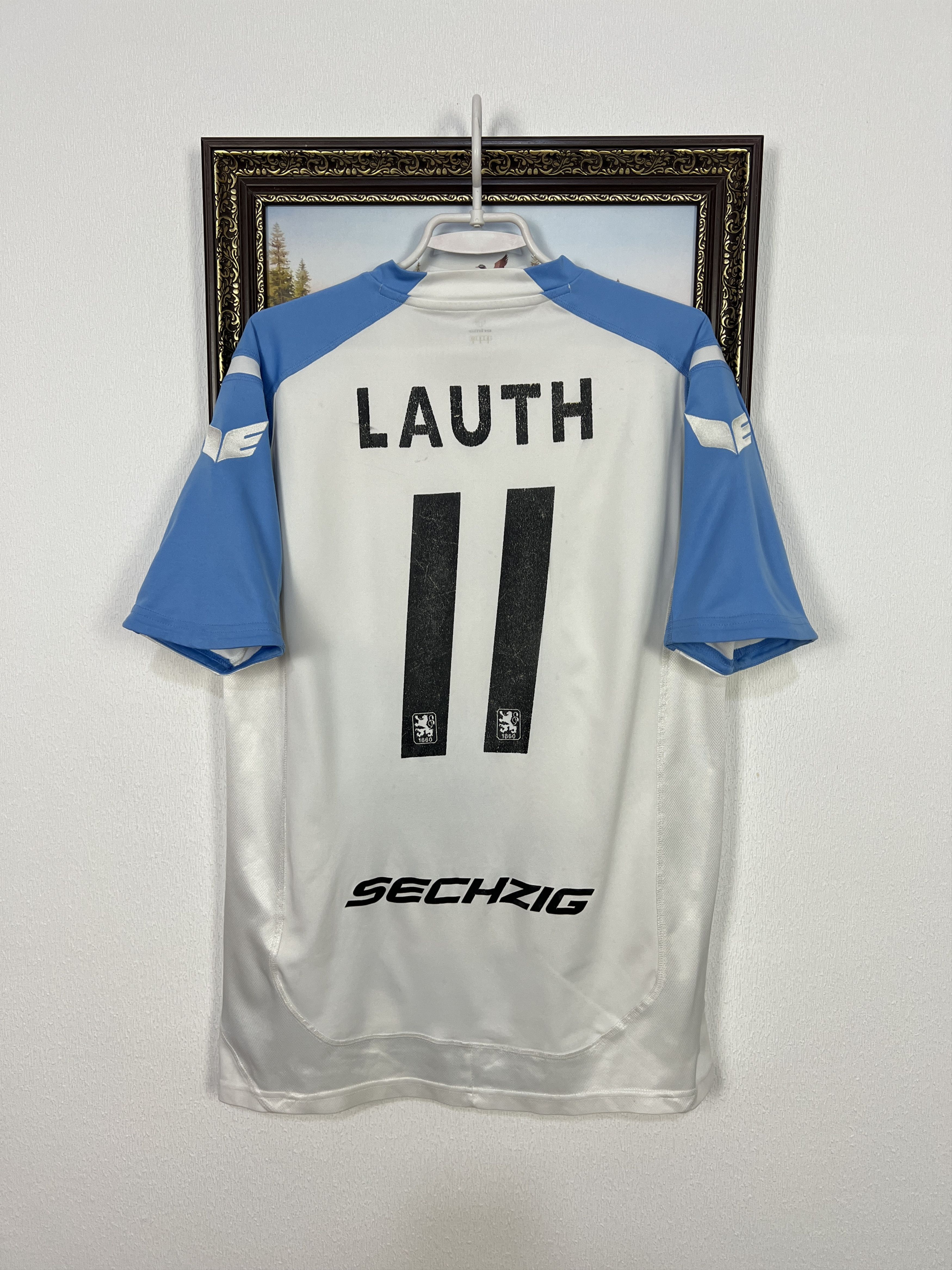 Nike 1860 Munich Special football shirt 2008 Soccer #11 Lauth Size US L / EU 52-54 / 3 - 12 Thumbnail
