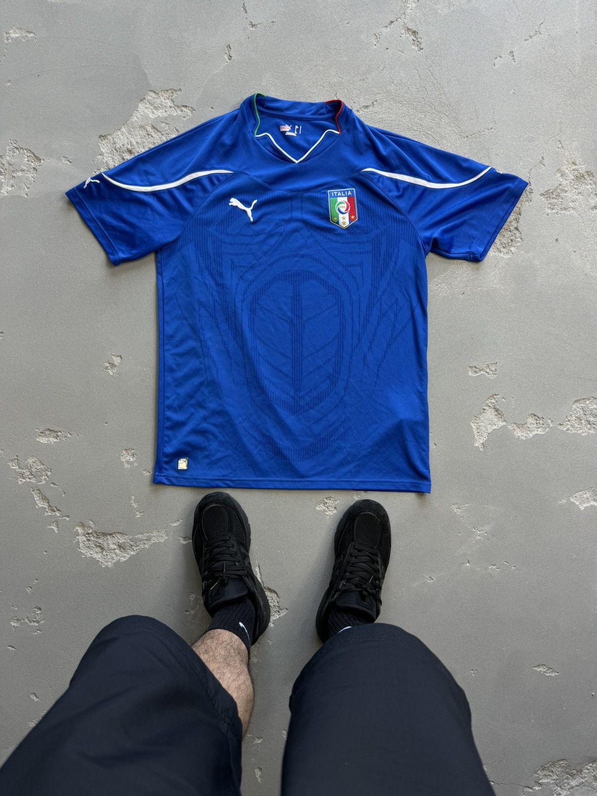 Puma × Vintage Vintage puma Italy soccer jersey Italia size L Size US L / EU 52-54 / 3 - 1 Thumbnail