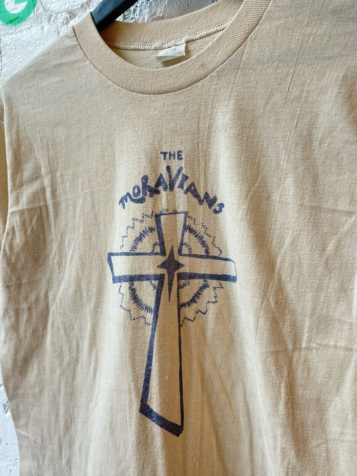 Vintage VINTAGE CROSS MORAVIANS SINGLE STITCH T SHIRT Size US M / EU 48-50 / 2 - 2 Thumbnail