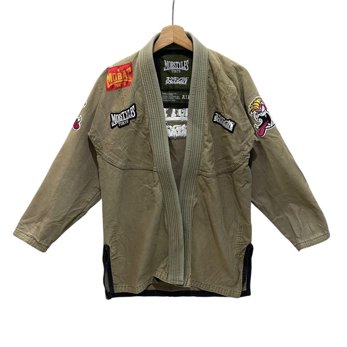 Japanese Brand Vintage Mobstyles Tokyo Scramble Patches Buttonless Jacket Size US M / EU 48-50 / 2 - 1 Thumbnail