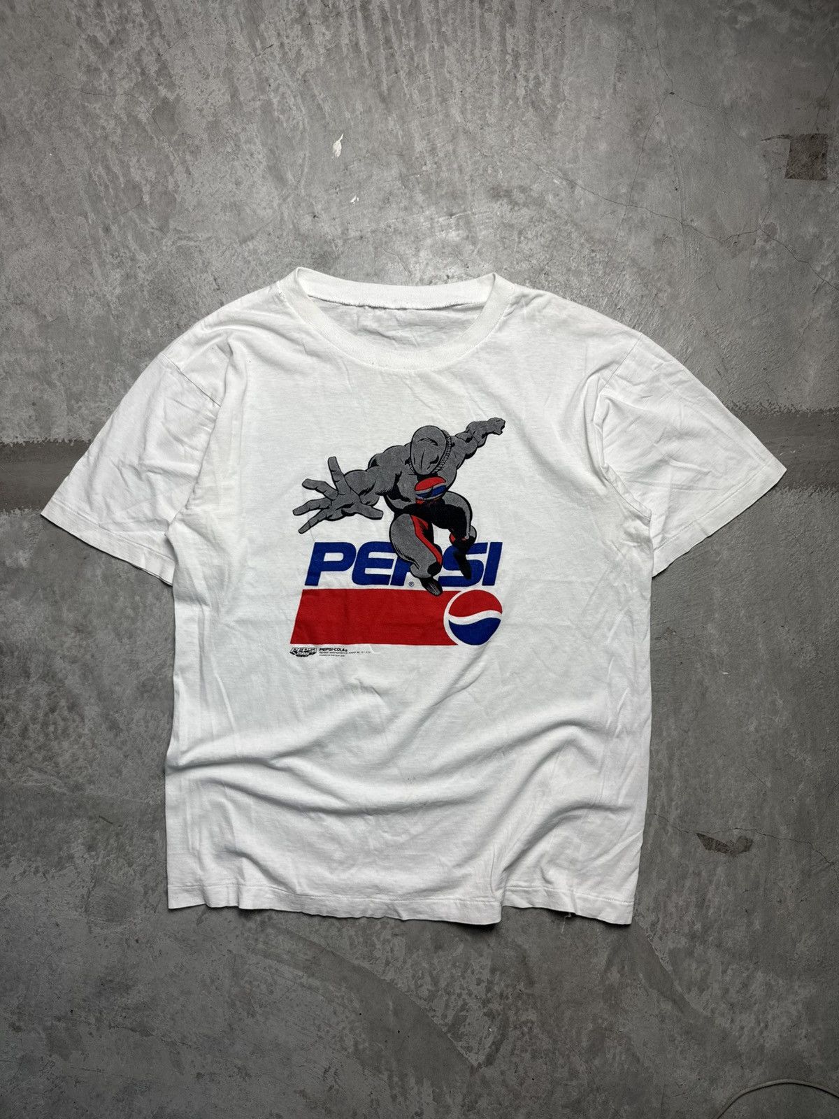 Vintage pepsiman graphic tee 🥤