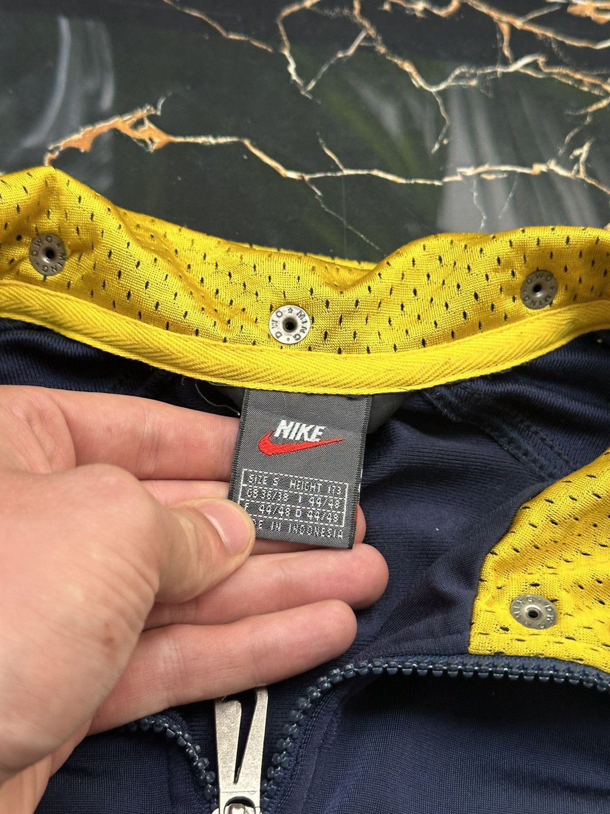 Nike × Vintage NIKE VINTAGE BIG LOGO STREETWEAR ZIP SWEATSHIRT Size US S / EU 44-46 / 1 - 5 Thumbnail