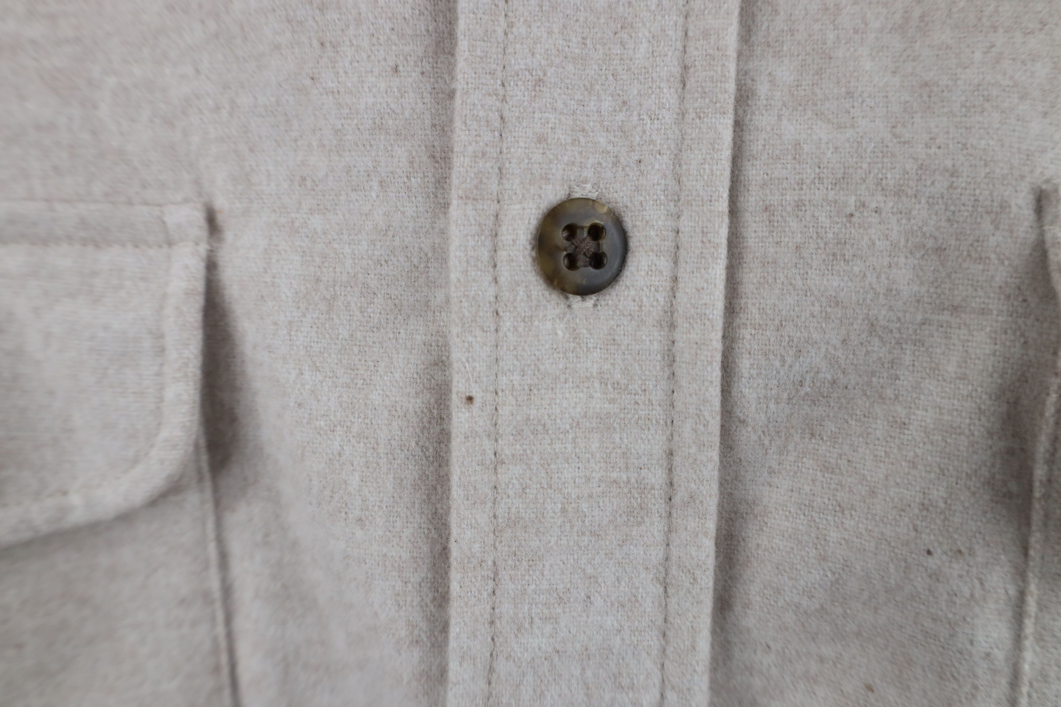 Vintage Vintage 90s Streetwear Chamois Cloth Button Shirt Beige Size US L / EU 52-54 / 3 - 5 Thumbnail