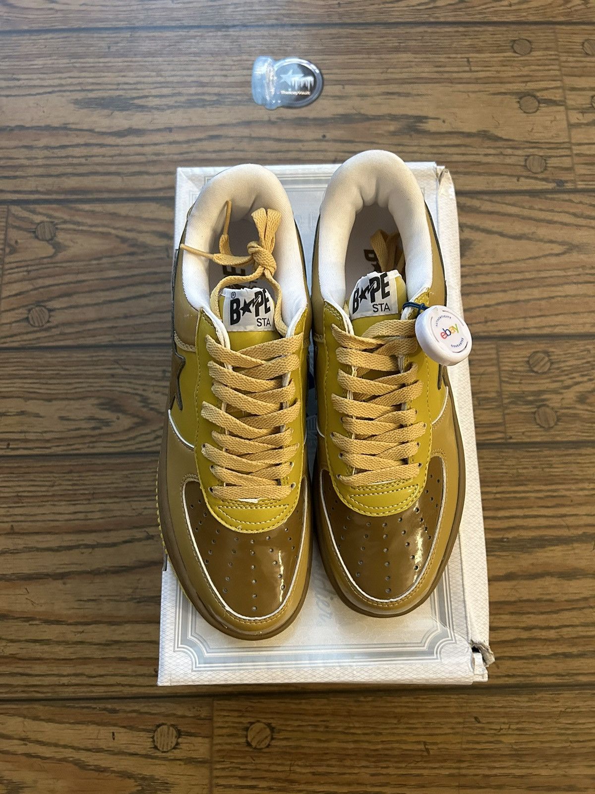 Bape Bape Gold Members Exclusive Bapestas NEW Size US 9 / EU 42 - 7 Thumbnail