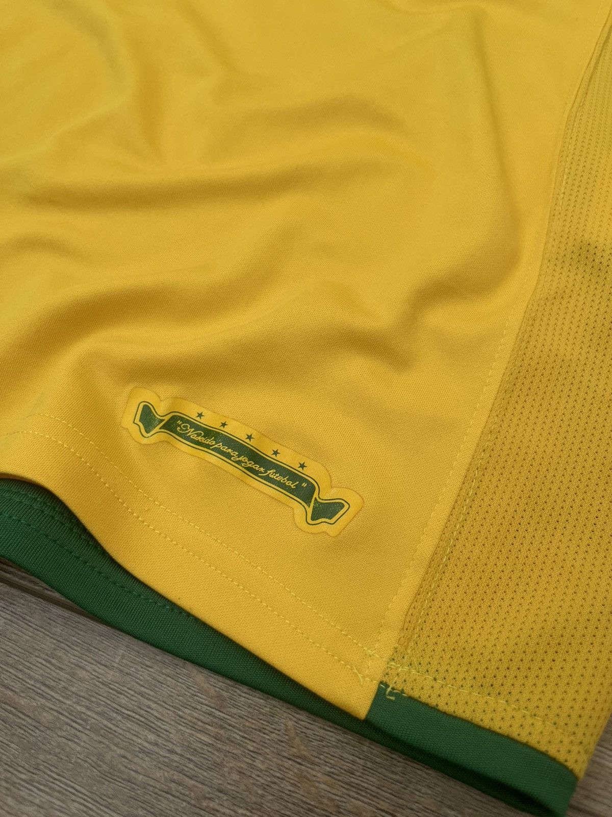 Nike RARE NIKE BRAZIL ROBINHO #11 HYPE BLOCKCORE STYLE JERSEY Size US L / EU 52-54 / 3 - 7 Thumbnail