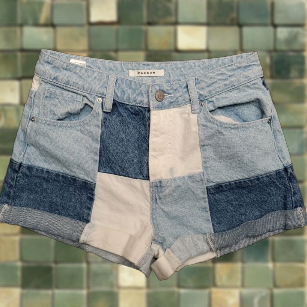 Pacsun PacSun Women Jeans Shorts 27 Blue Denim Eco Pieced Patchwork Mom Retro 90s Style Jeans Shorts Women 27 Blue Denim Patchwork Mom Retro 90s PacSun Size 27" / US 4 / IT 40 - 1 Thumbnail