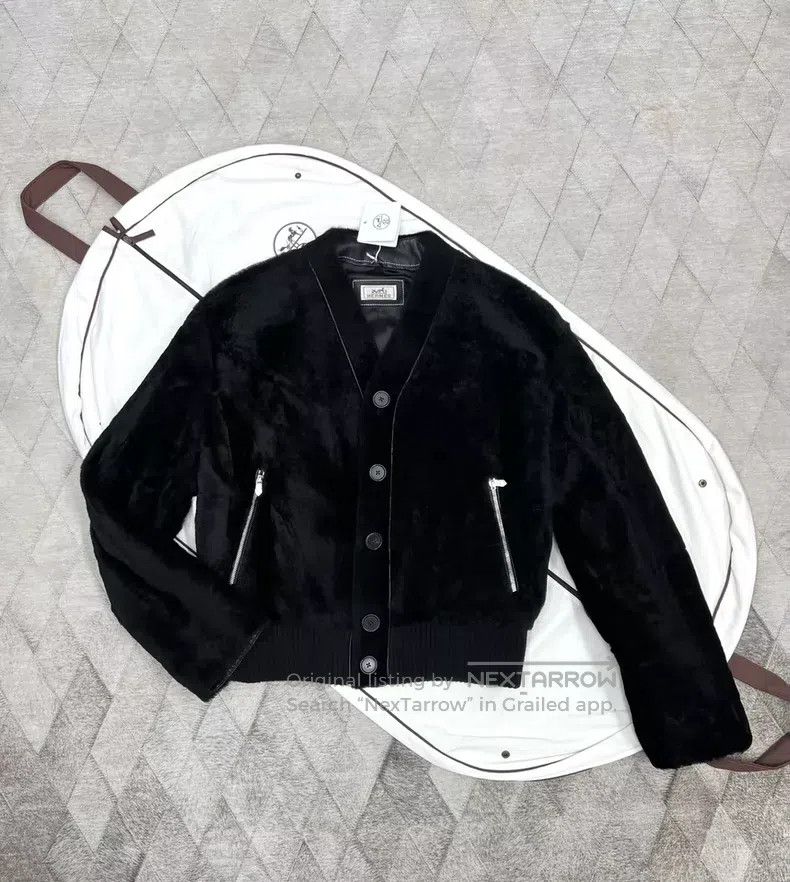 Hermes Hermes Velvet Touch Fur Jacket 50 Size Ultra-Fine Sheepski Size US M / EU 48-50 / 2 - 1 Thumbnail