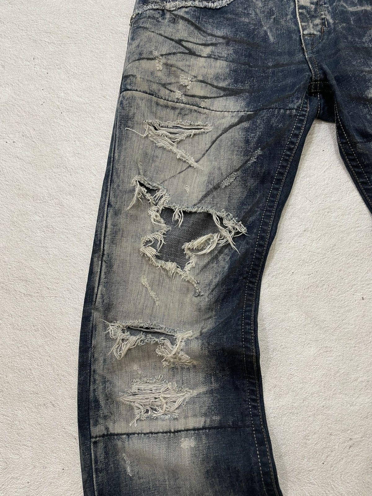 Japanese Brand 2000s Buckaroo Distressed Destroyed Denim Grunge Vkei Ifsix Size US 31 - 3 Thumbnail