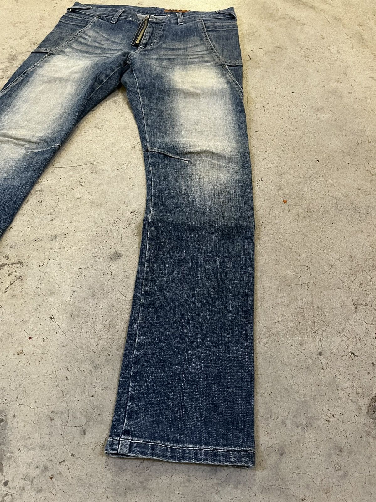 Japanese Brand Distressed And A Japan Denim Size US 32 / EU 48 - 4 Thumbnail