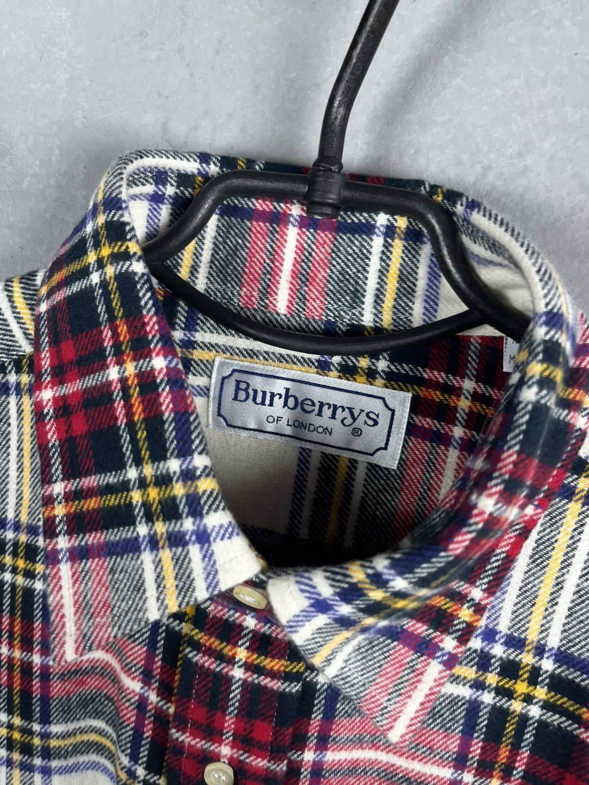 Burberry Burberrys mens button shirt size L vintage Size US L / EU 52-54 / 3 - 8 Thumbnail