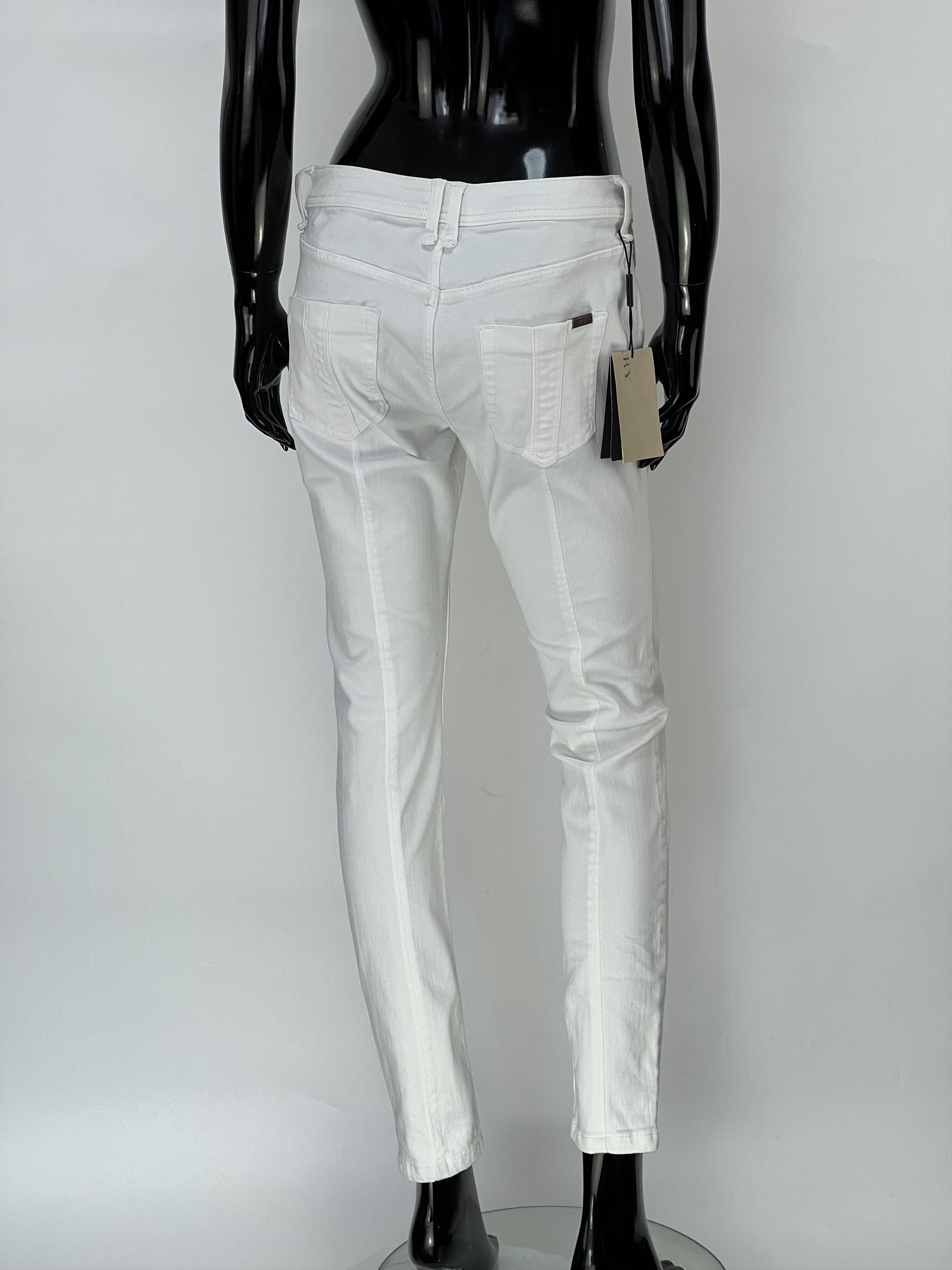 Burberry NWT Burberry Brit White Skinny Ankle Jeans Size US 32 Size 32" / US 10 / IT 46 - 3 Thumbnail