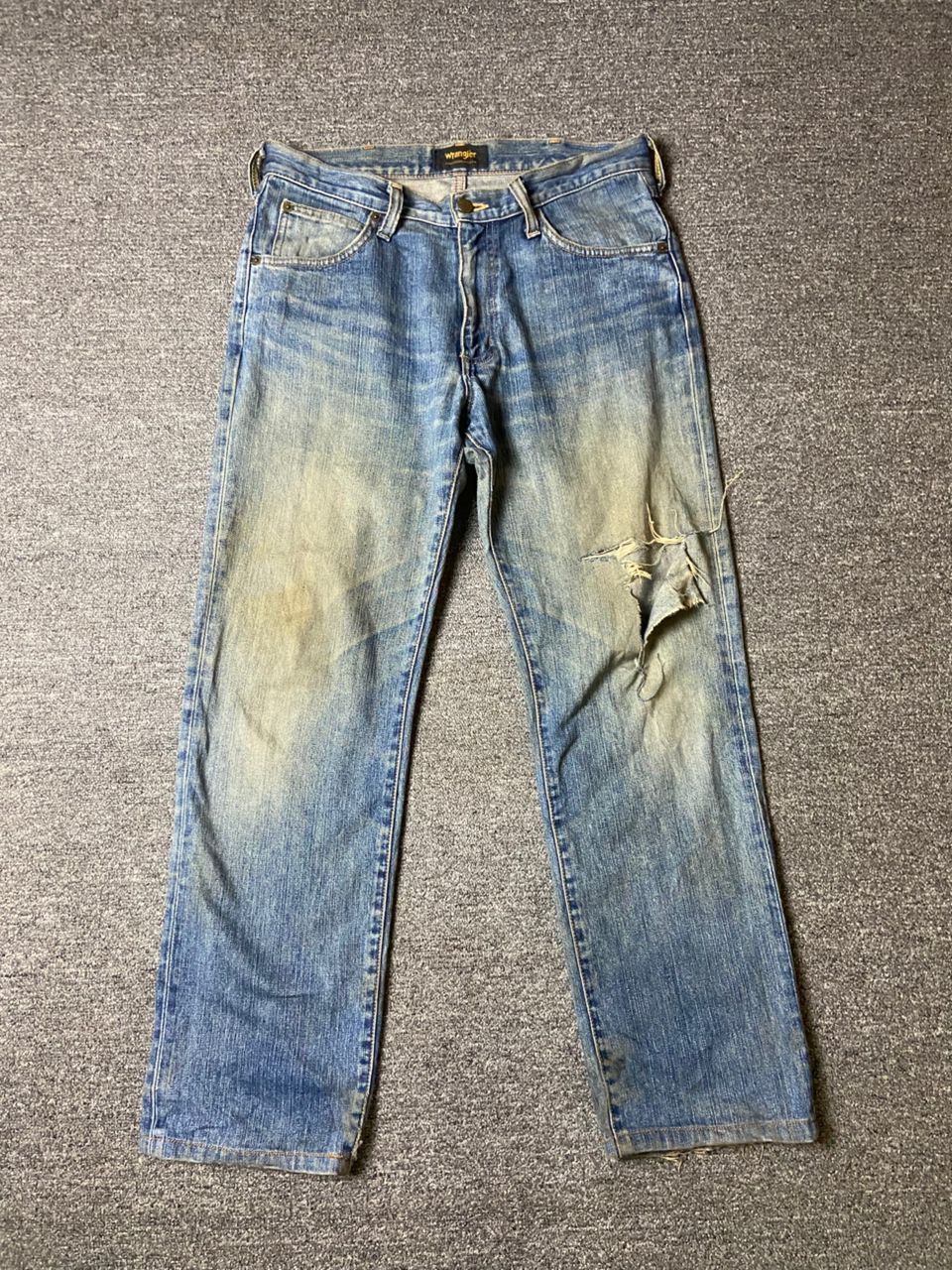 Japanese Brand × Vintage × Wrangler Vintage WRANGLER Distressed Denim Jeans (128) Size US 32 / EU 48 - 1 Thumbnail