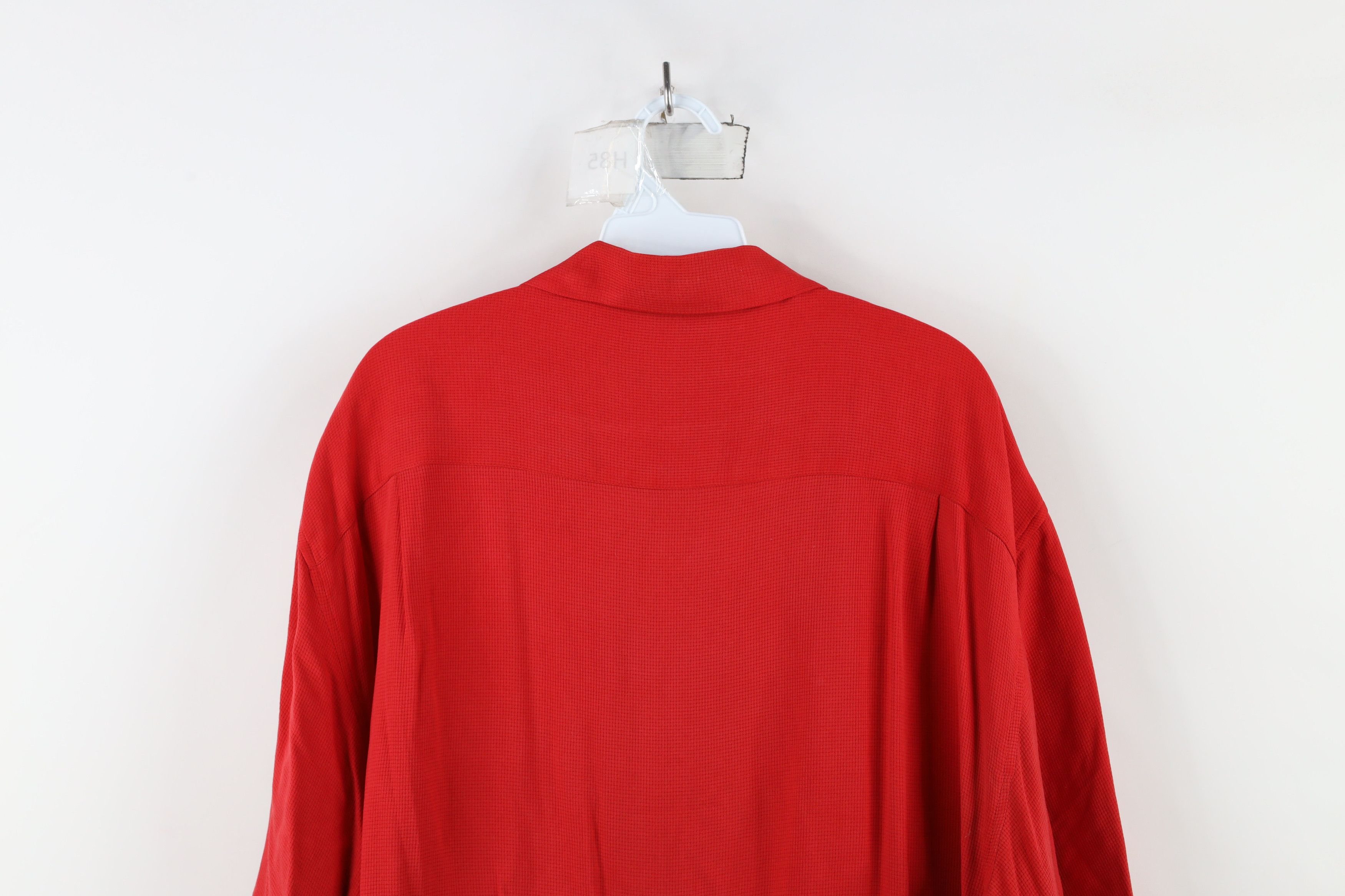Vintage Vintage 90s Streetwear Silk Short Sleeve Button Shirt Red Size US XL / EU 56 / 4 - 10 Thumbnail