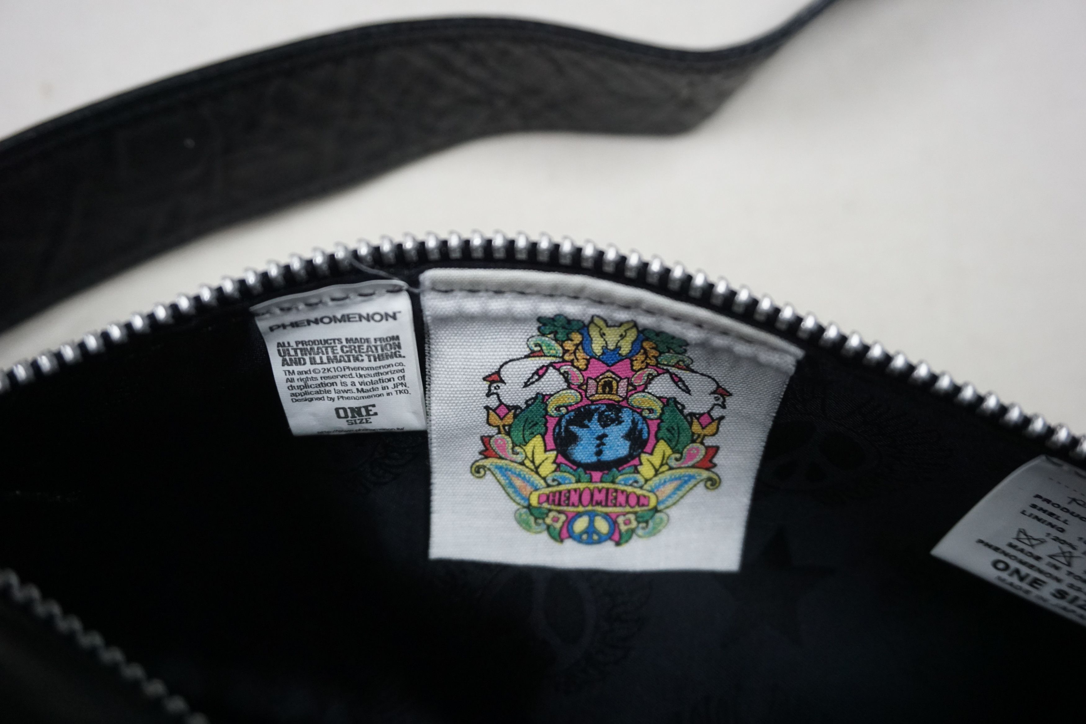 Designer × Japanese Brand Phenomenon Steel Plates Leather Waist Bag Size ONE SIZE - 6 Thumbnail