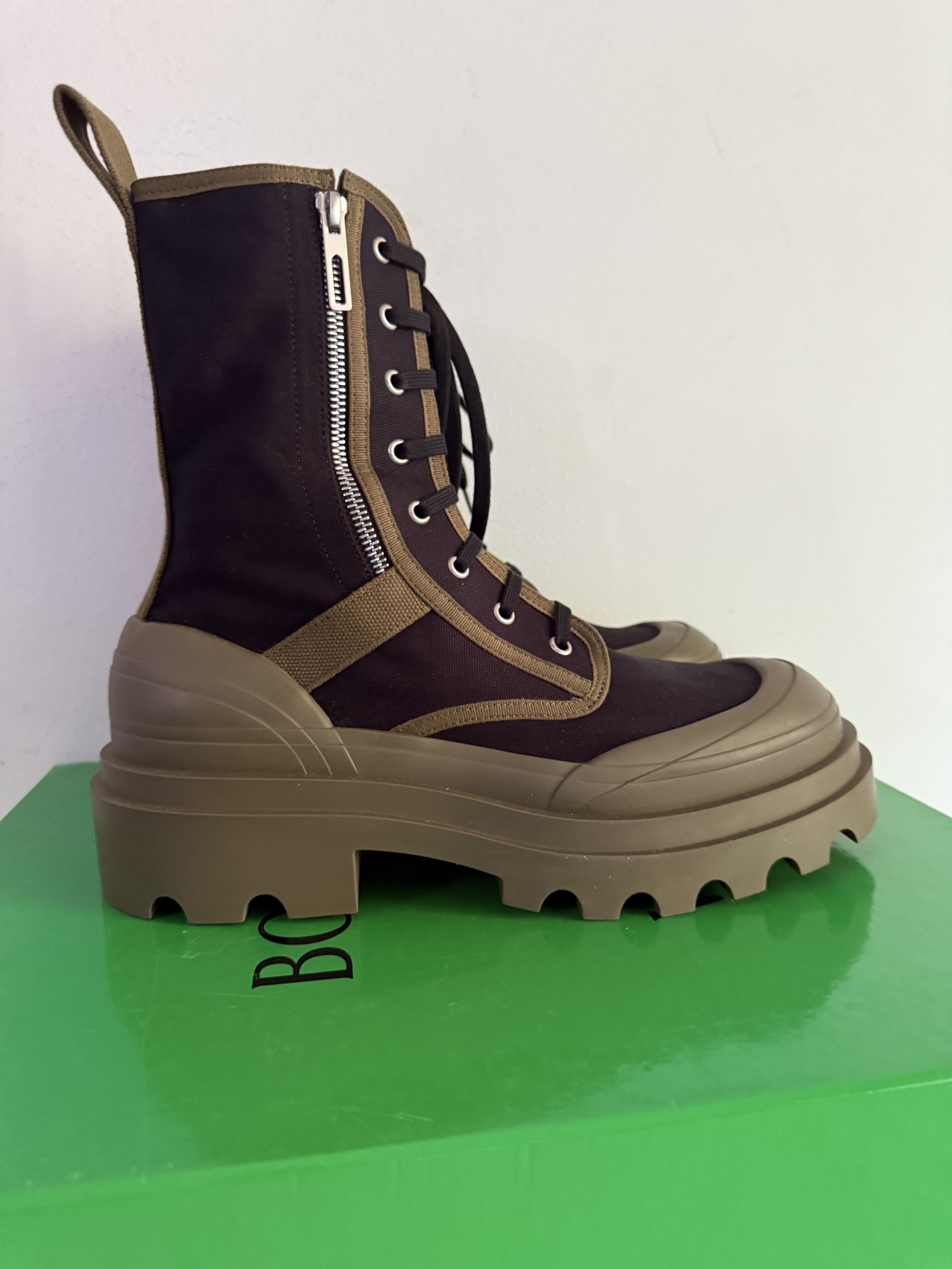 Bottega Veneta Lug Canvas Lace-Up Boots Size US 9 / EU 42 - 1 Thumbnail