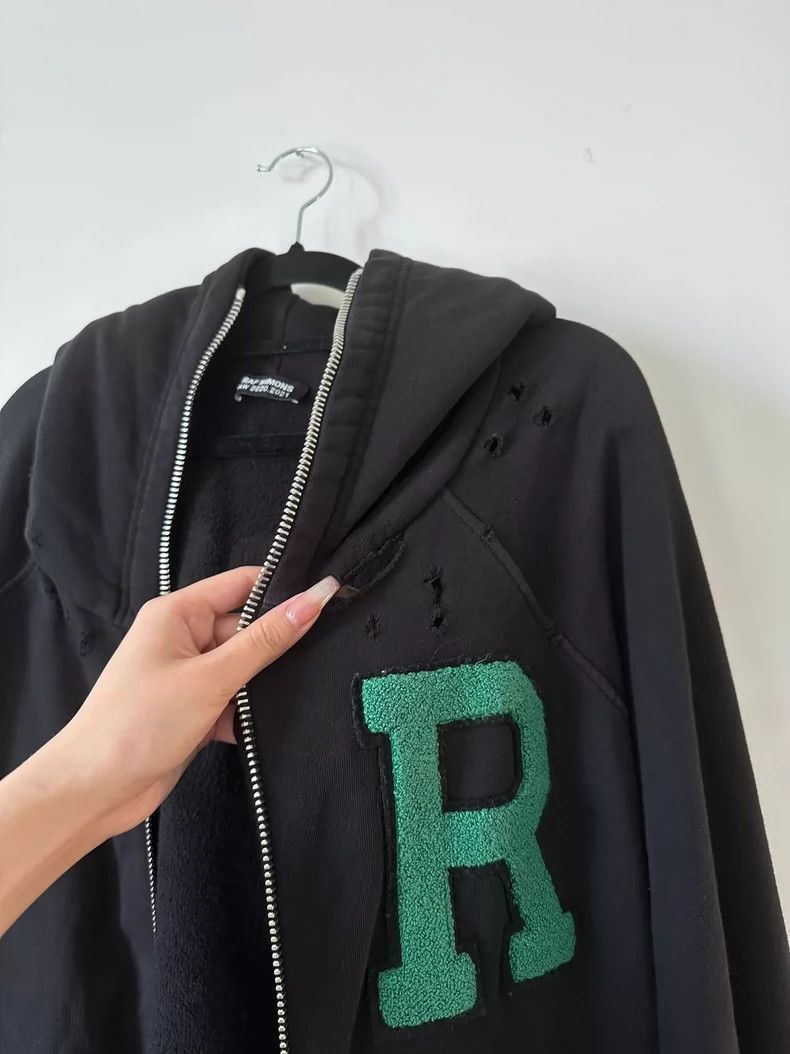 Raf Simons Raf simons Flocking R letter chain zipper damaged hoodie-25 Size US M / EU 48-50 / 2 - 5 Thumbnail