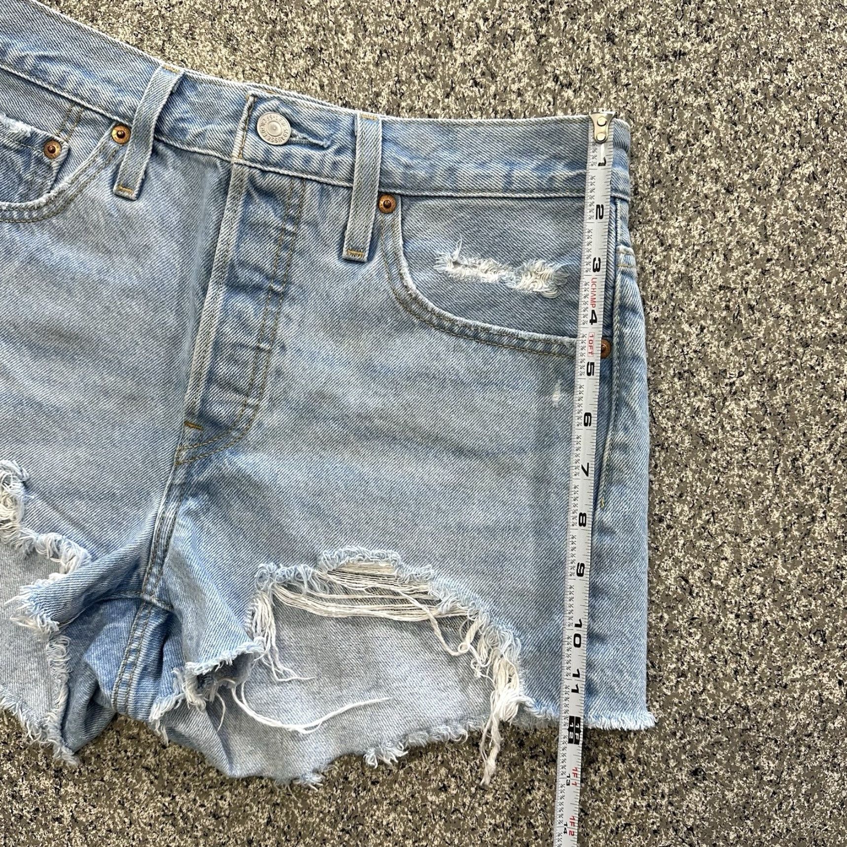 Levi's Levi's 501 Denim Short - Womens 6 Distressed Cut-Off Hem Jeans 29" Waist Blue Denim Cotton High Rise 5-Pocket Style Casual Seasonal Mens Girls Size 28" / US 6 / IT 42 - 7 Thumbnail