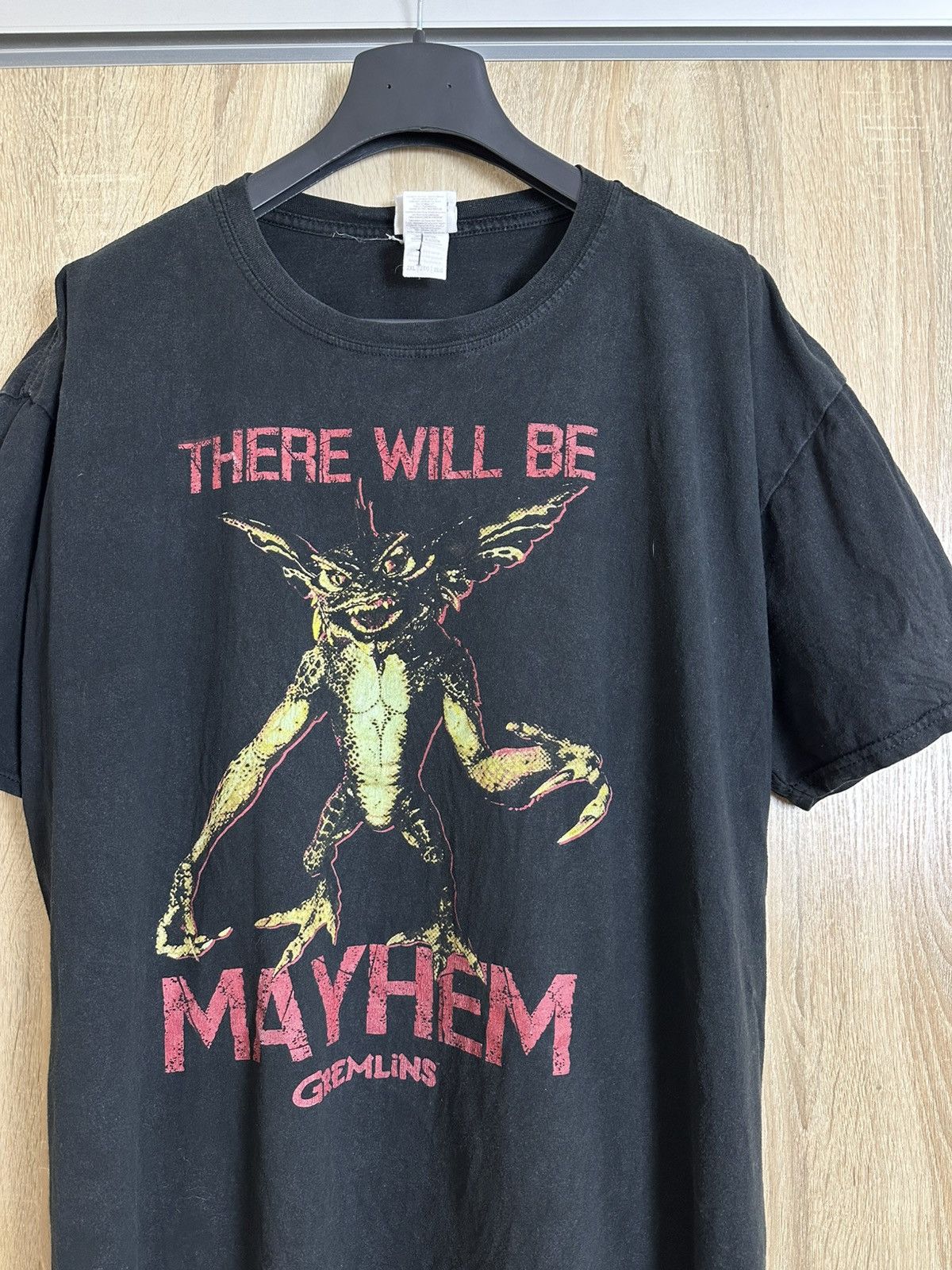 Expert Horror 🔥 Vintage 00s Gremlins Horror Tee Distressed 2000s T Shirt Size US XXL / EU 58 / 5 - 2 Thumbnail