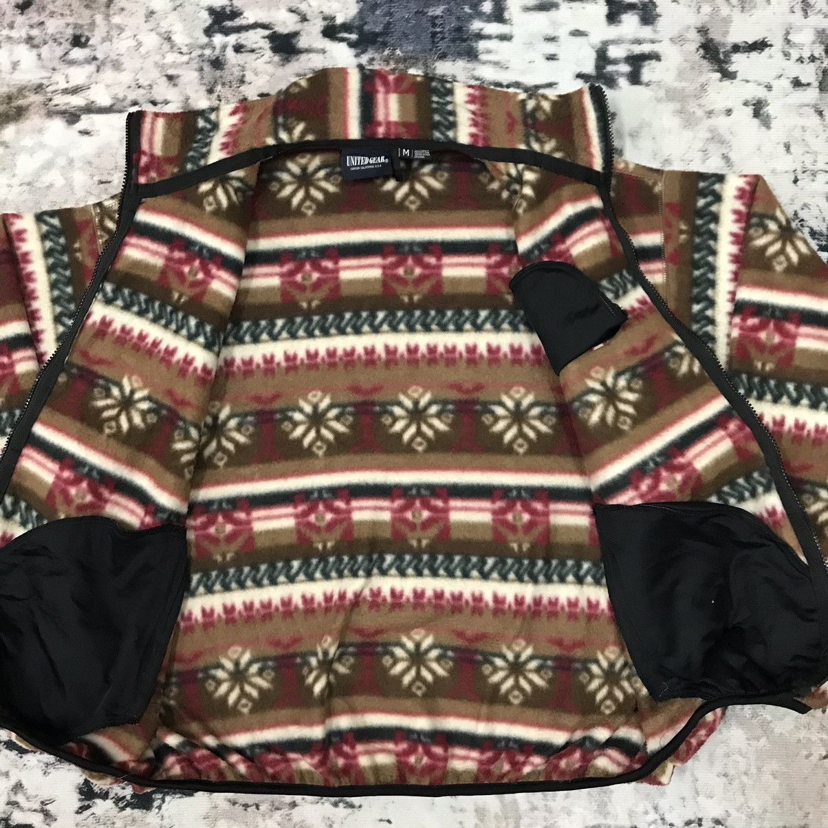 Japanese Brand × Native Vintage United Gear Native Navajo Fleece Sweater Jacket Size US L / EU 52-54 / 3 - 3 Thumbnail
