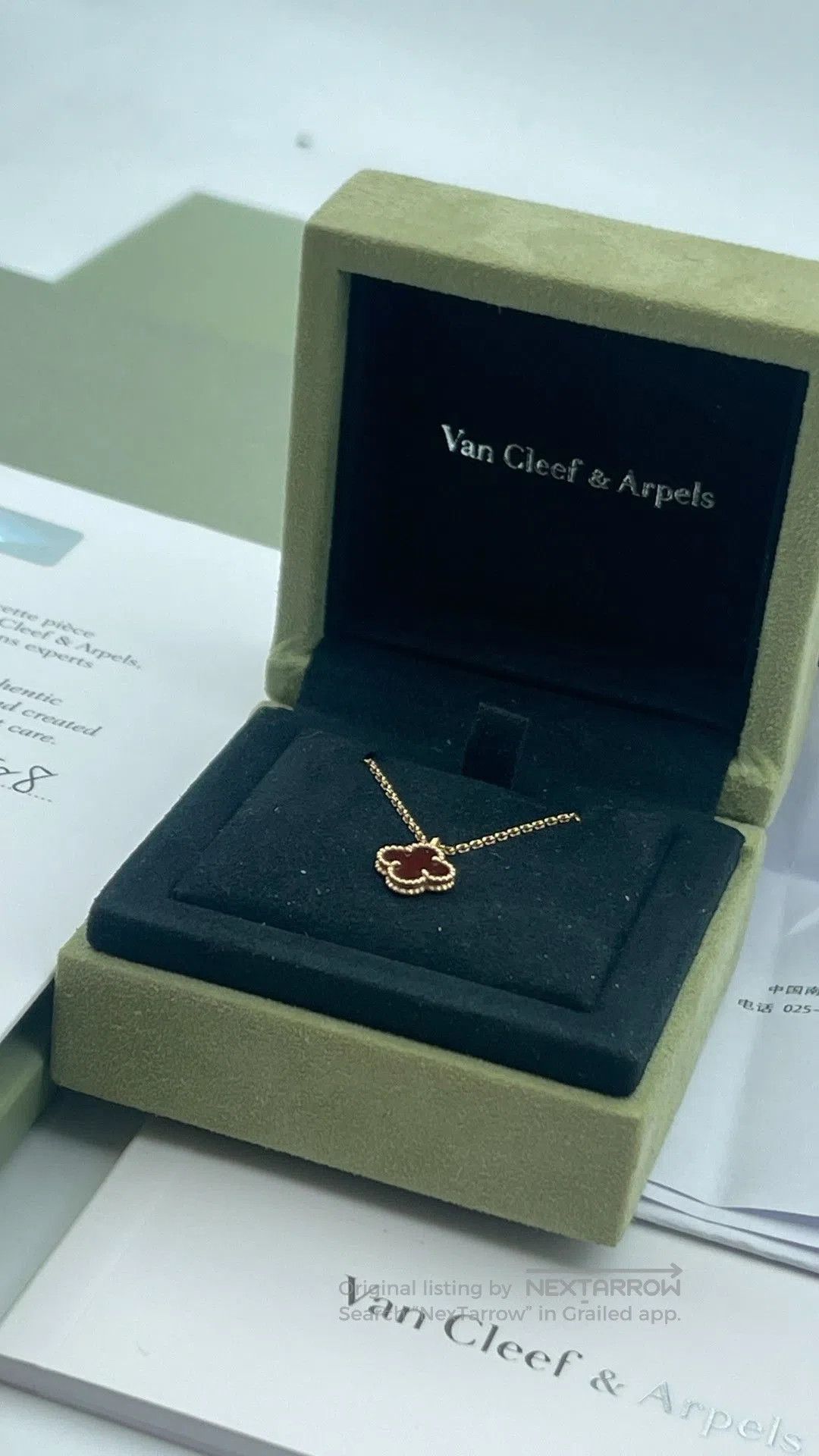 Van Cleef & Arpels Van Cleef Alhambra Carnelian Necklace Small. Size ONE SIZE - 4 Thumbnail