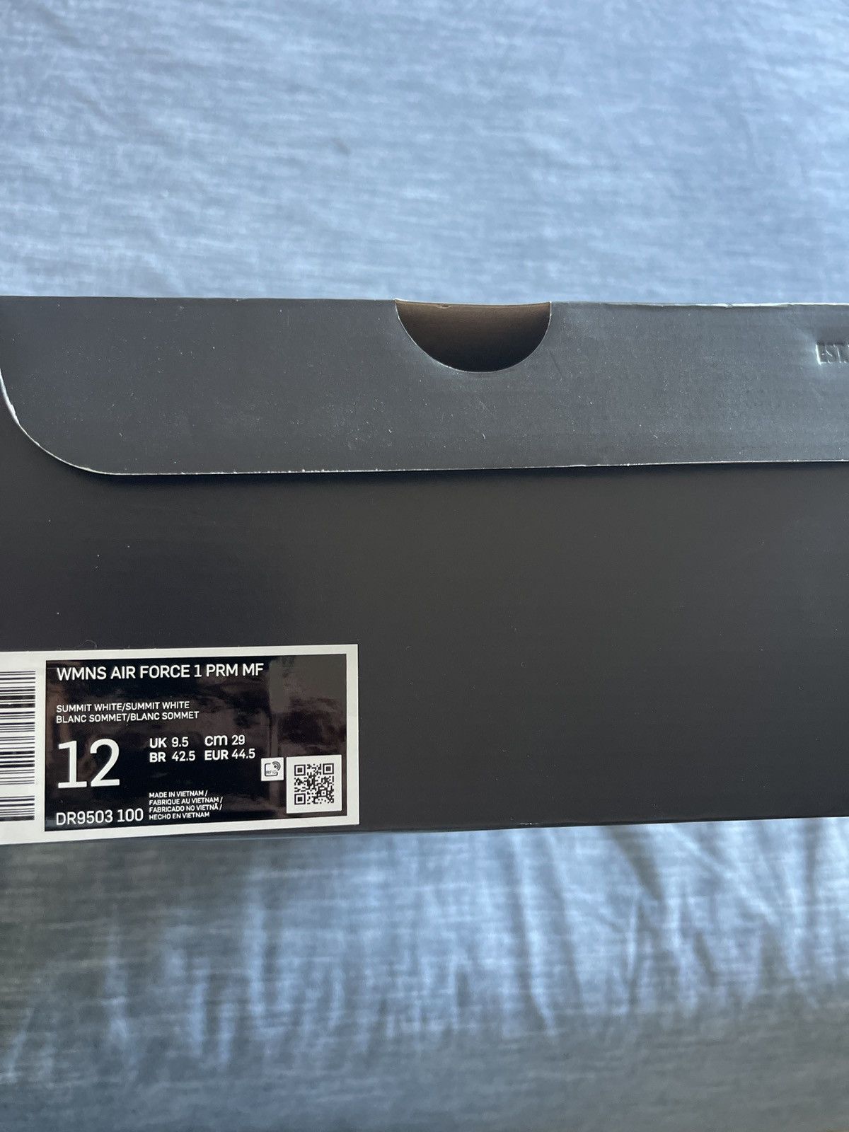 Nike Air Force 1 Summit White Size US 10.5 / EU 43-44 - 1 Thumbnail
