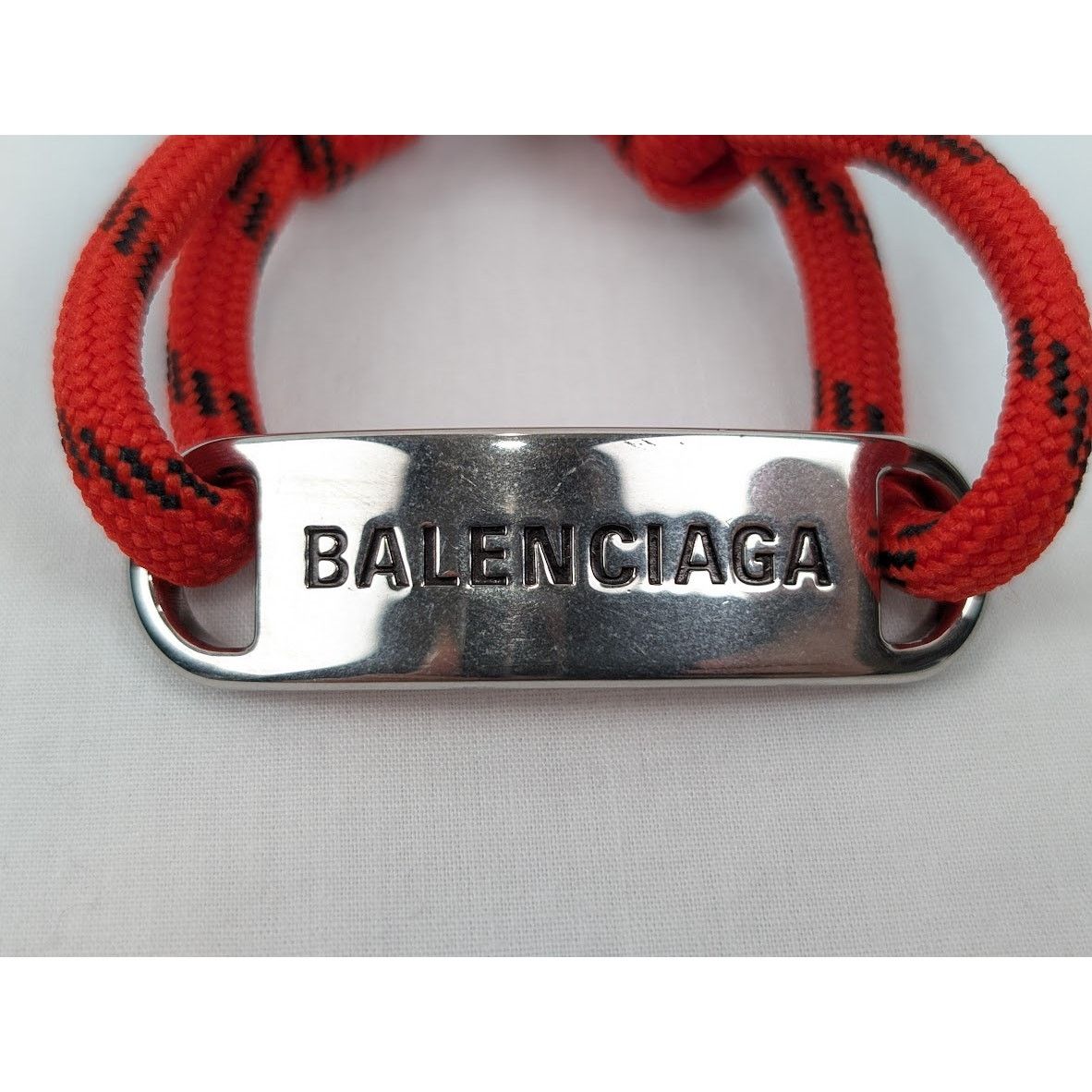 Balenciaga o1rshd1 Q:3 / Size: OS / Plaque Bracelet in Red Size ONE SIZE - 3 Thumbnail