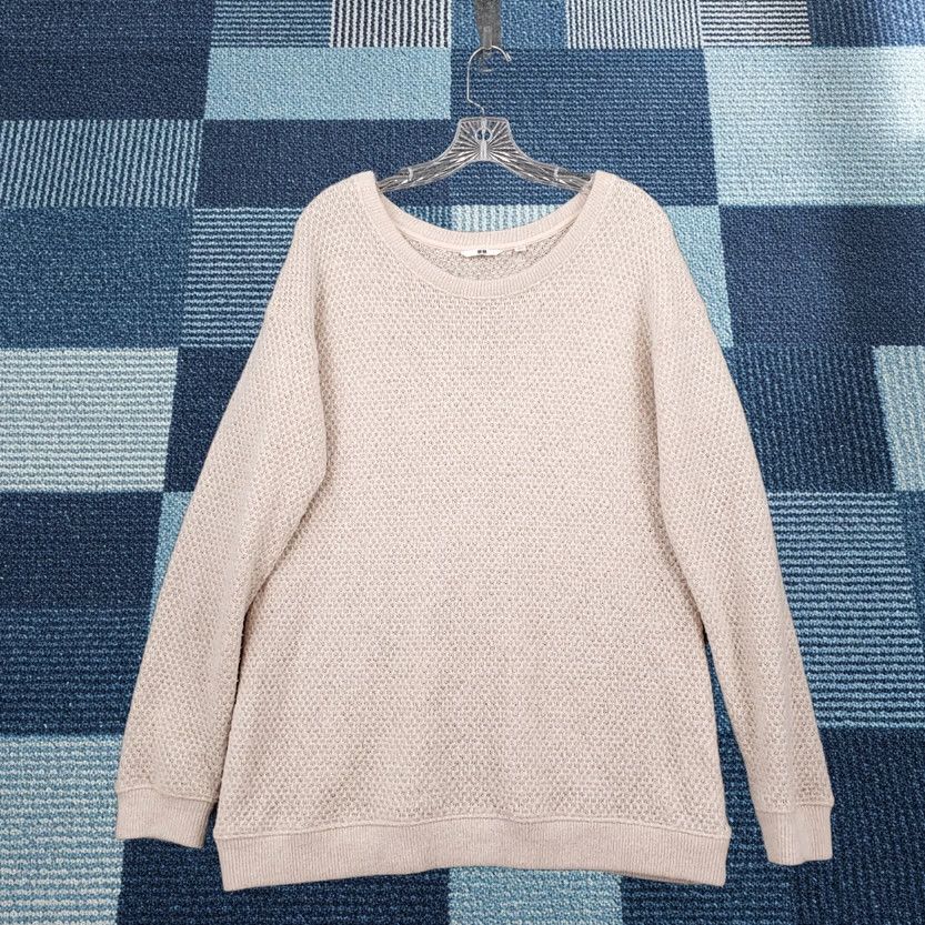Uniqlo Uniqlo Sweater Womens L Beige Wool Blend Pullover Round Neck Long Sleeve Knit Modern Classic Adult Regular Fit Clothing Size L / US 10 / IT 46 - 1 Thumbnail
