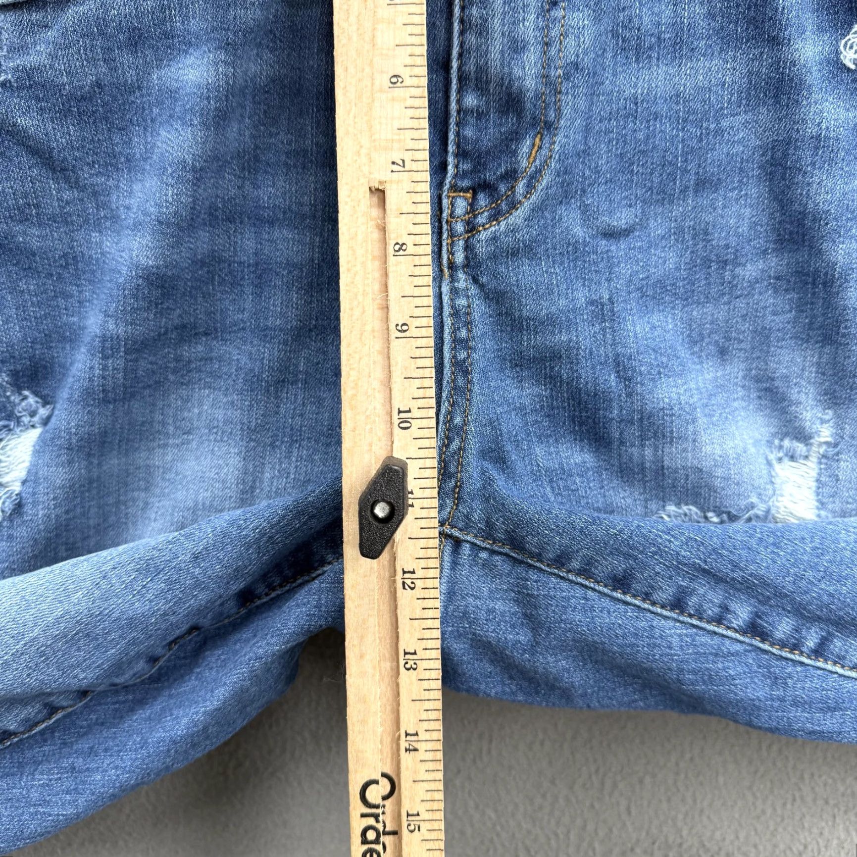 Vintage VINTAGE Judy Blue Jeans Womens 18W Blue Medium Wash Skinny Fit Distressed Ripped Stretch Size 40" / US 18 - 7 Thumbnail
