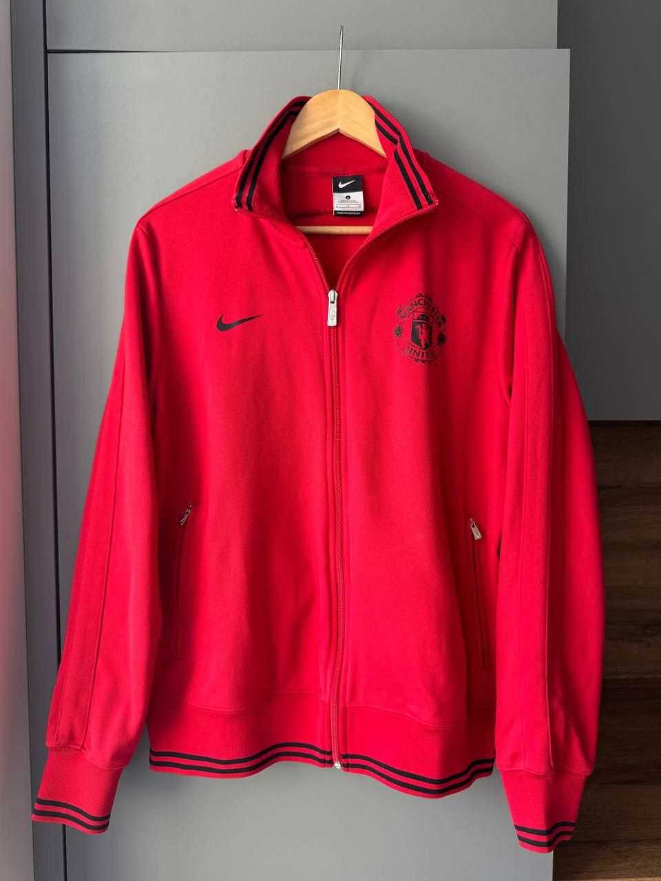Nike Nike Manchester United Swoosh Logo Zip Up Hoodie Size US L / EU 52-54 / 3 - 1 Thumbnail