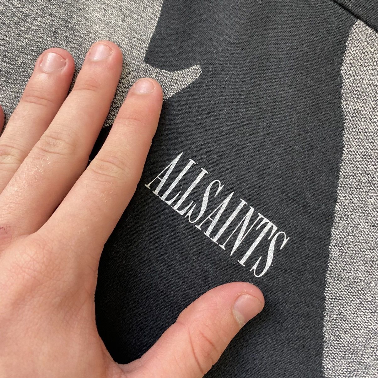 Allsaints Luxury Allsaints Small Logo Overprinted y2k designer tee Size US L / EU 52-54 / 3 - 4 Thumbnail