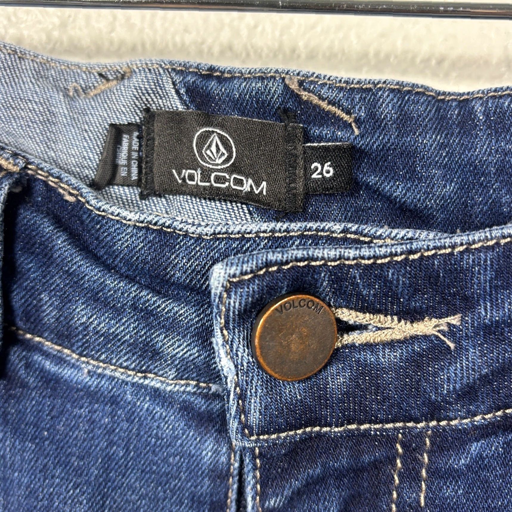 Volcom Volcom Stone Scraper Wide Leg Jeans Womens 26 Blue High Rise Ankle Dark Wash Size 26" / US 2 / IT 38 - 3 Thumbnail