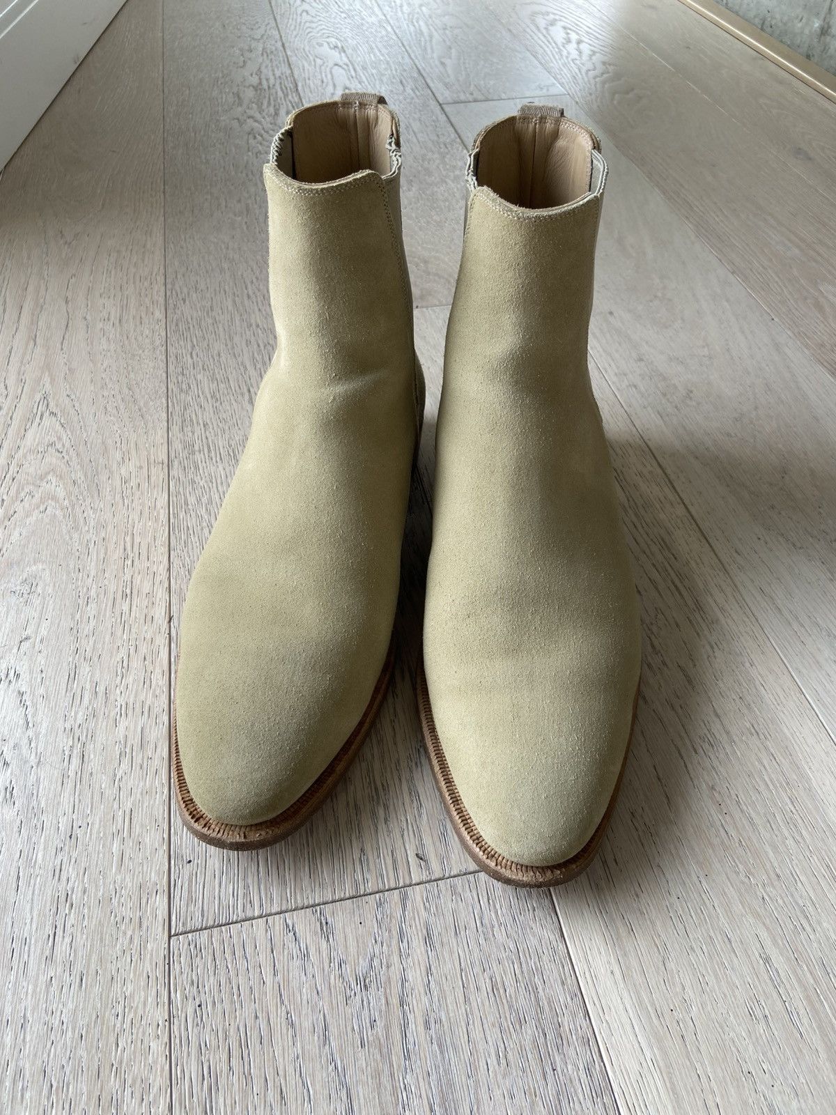 Story Et Fall Story Et Fall - Tan Suede Chelsea Boots 10 Size US 10 / EU 43 - 1 Thumbnail